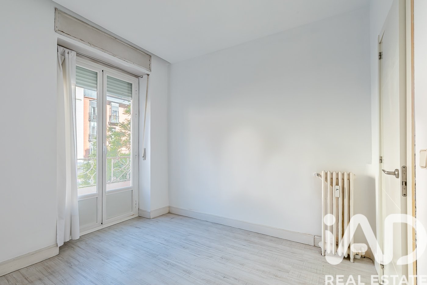 Apartamento en Madrid, España 4 dormitorios, 164 m2 No. 187832