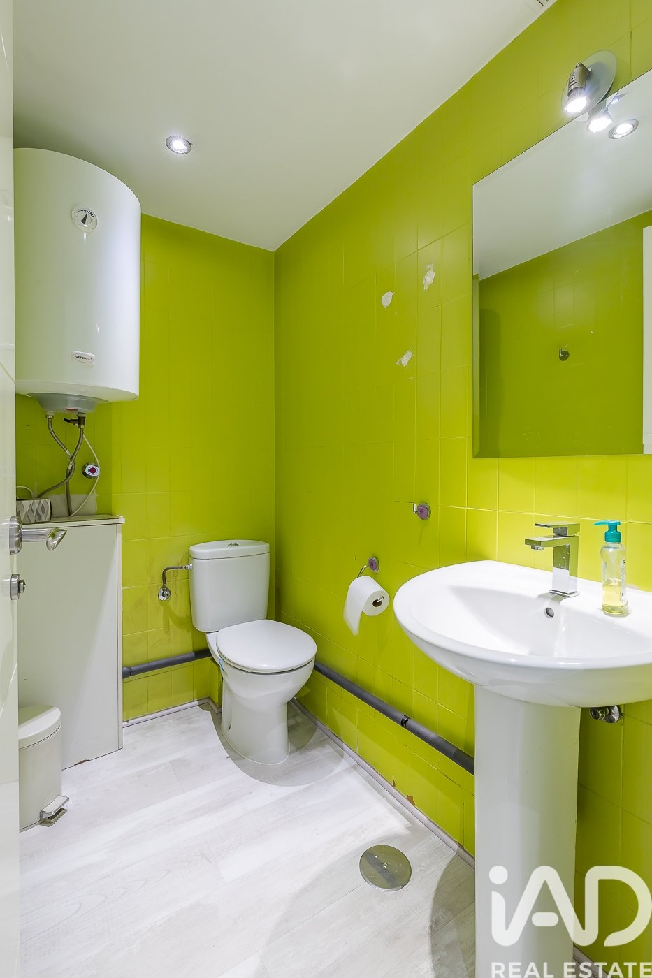 Apartamento en Madrid, España 4 dormitorios, 164 m2 No. 187832