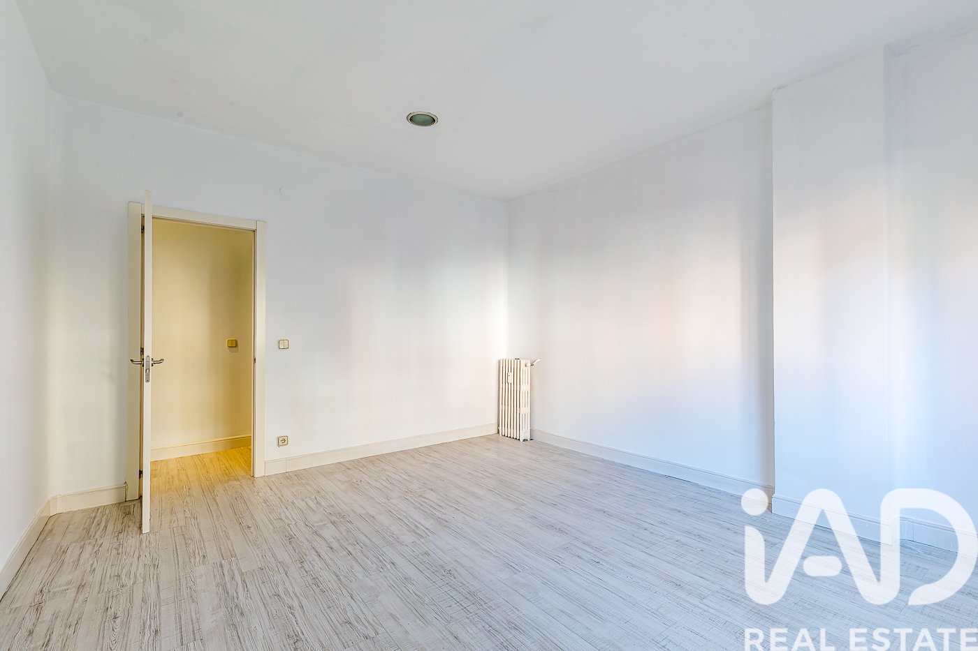 Apartamento en Madrid, España 4 dormitorios, 164 m2 No. 187832