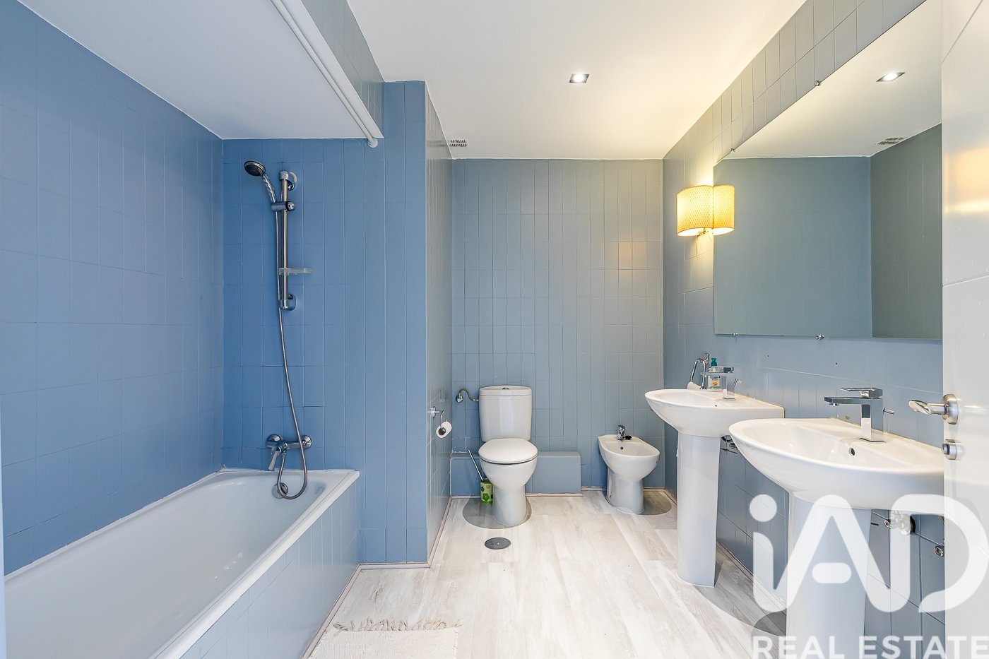 Apartamento en Madrid, España 4 dormitorios, 164 m2 No. 187832
