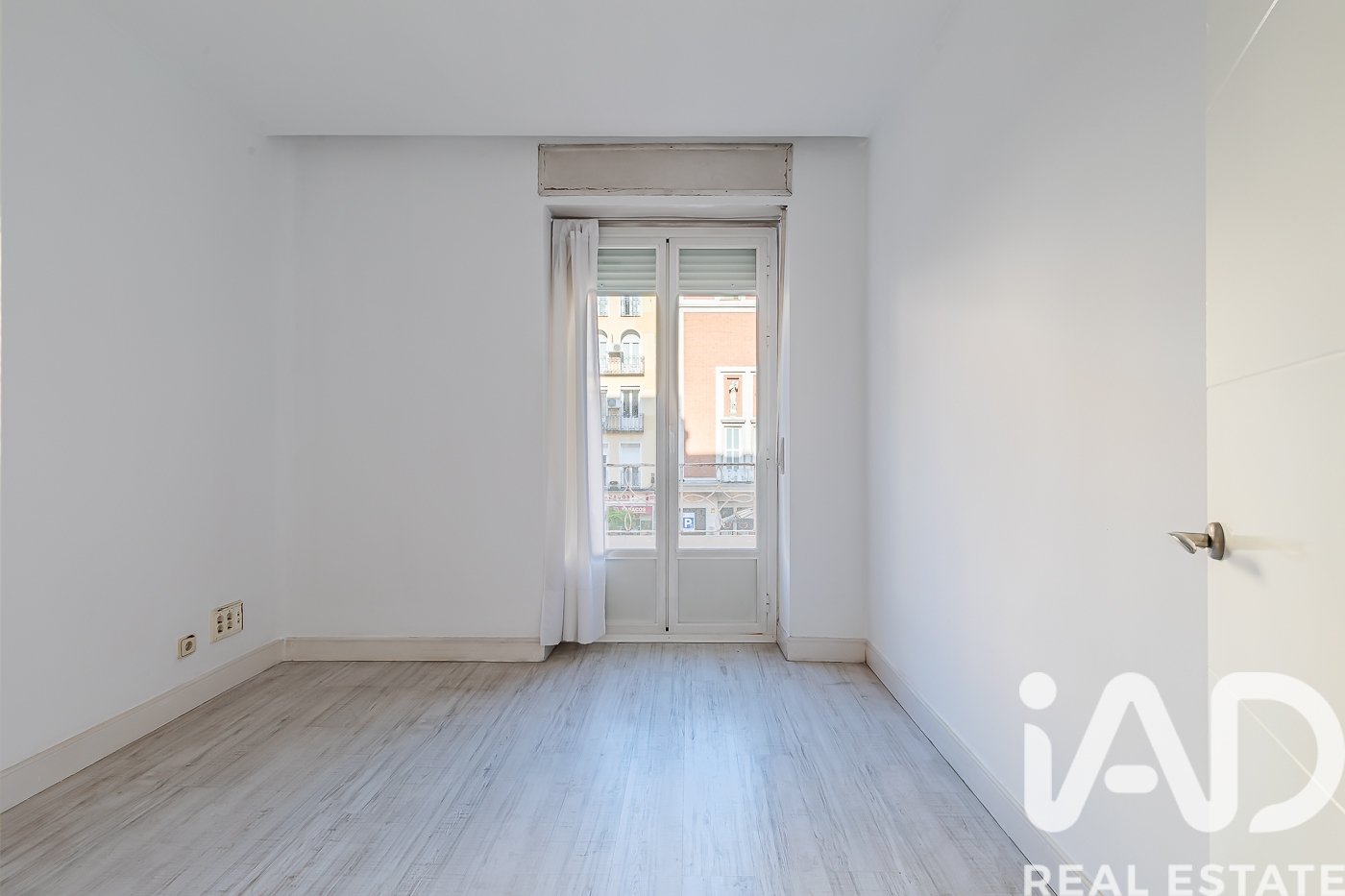 Apartamento en Madrid, España 4 dormitorios, 164 m2 No. 187832