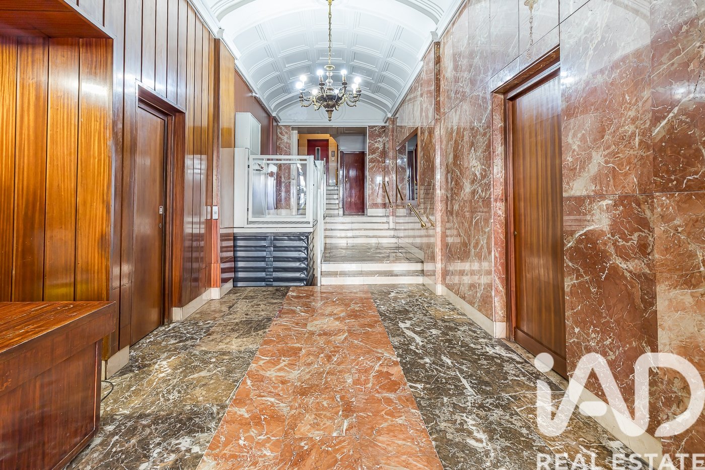 Apartamento en Madrid, España 4 dormitorios, 164 m2 No. 187832