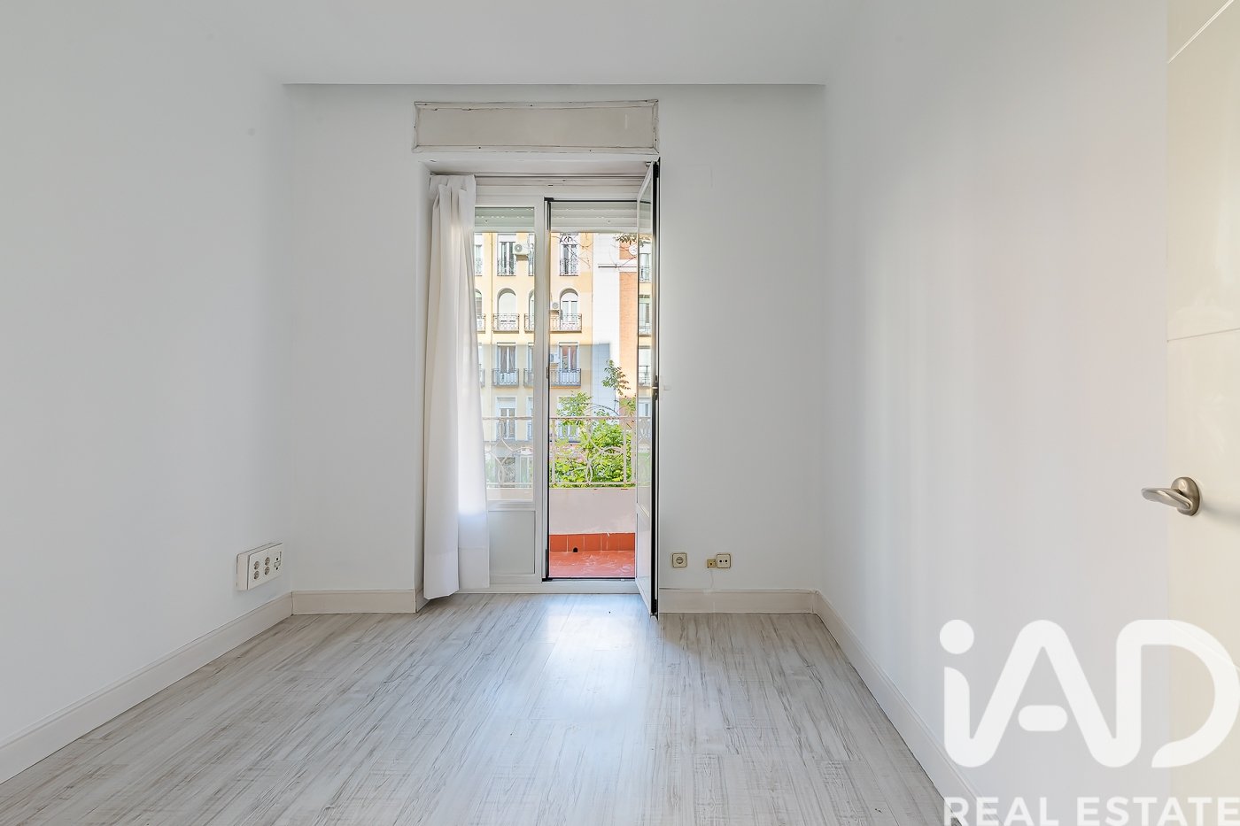 Apartamento en Madrid, España 4 dormitorios, 164 m2 No. 187832
