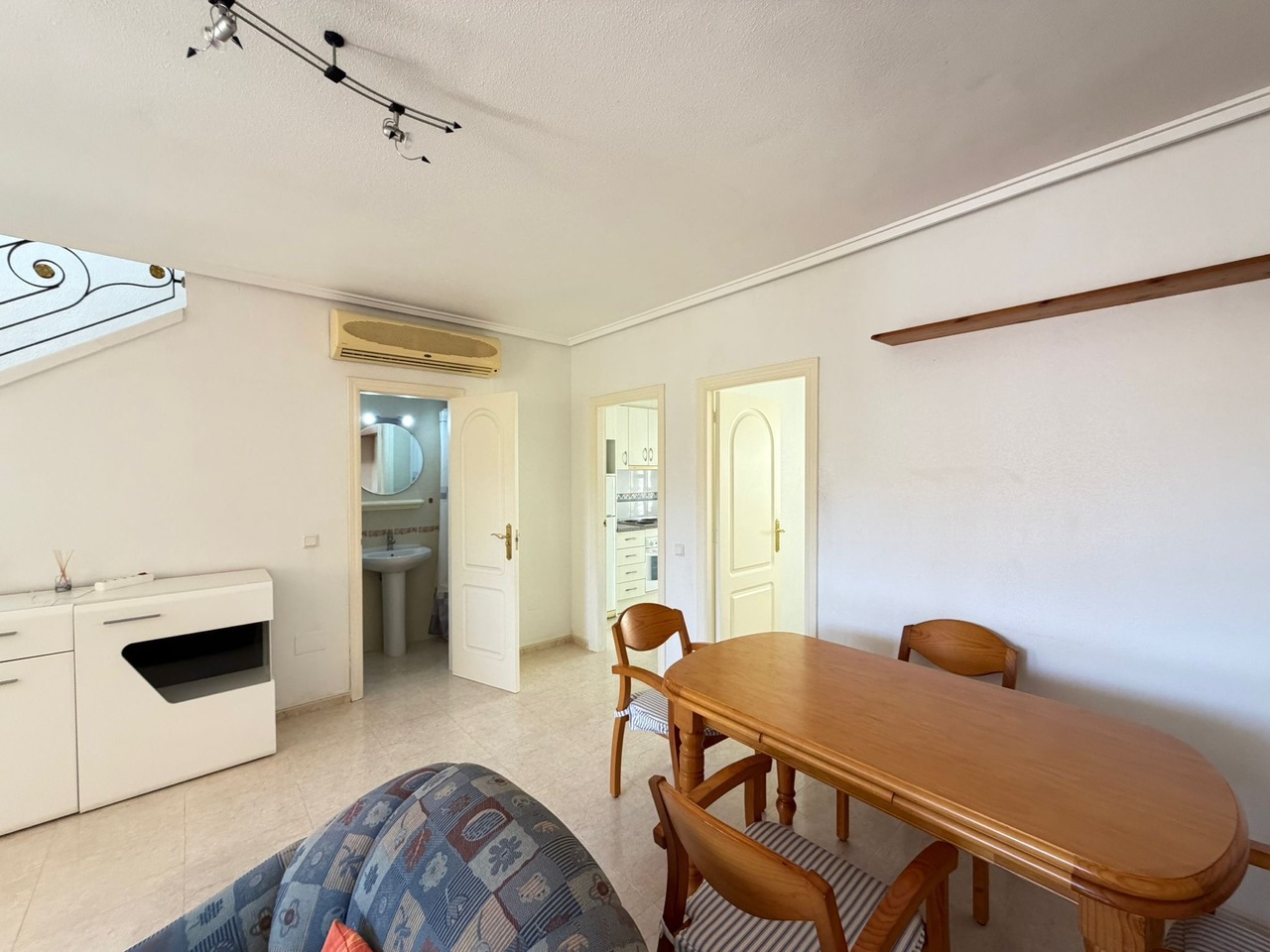 Kaupunkipientalo Ciudad Quesada, Alicante, Espanja 3 makuuhuonetta, 106 m2 No. 195551