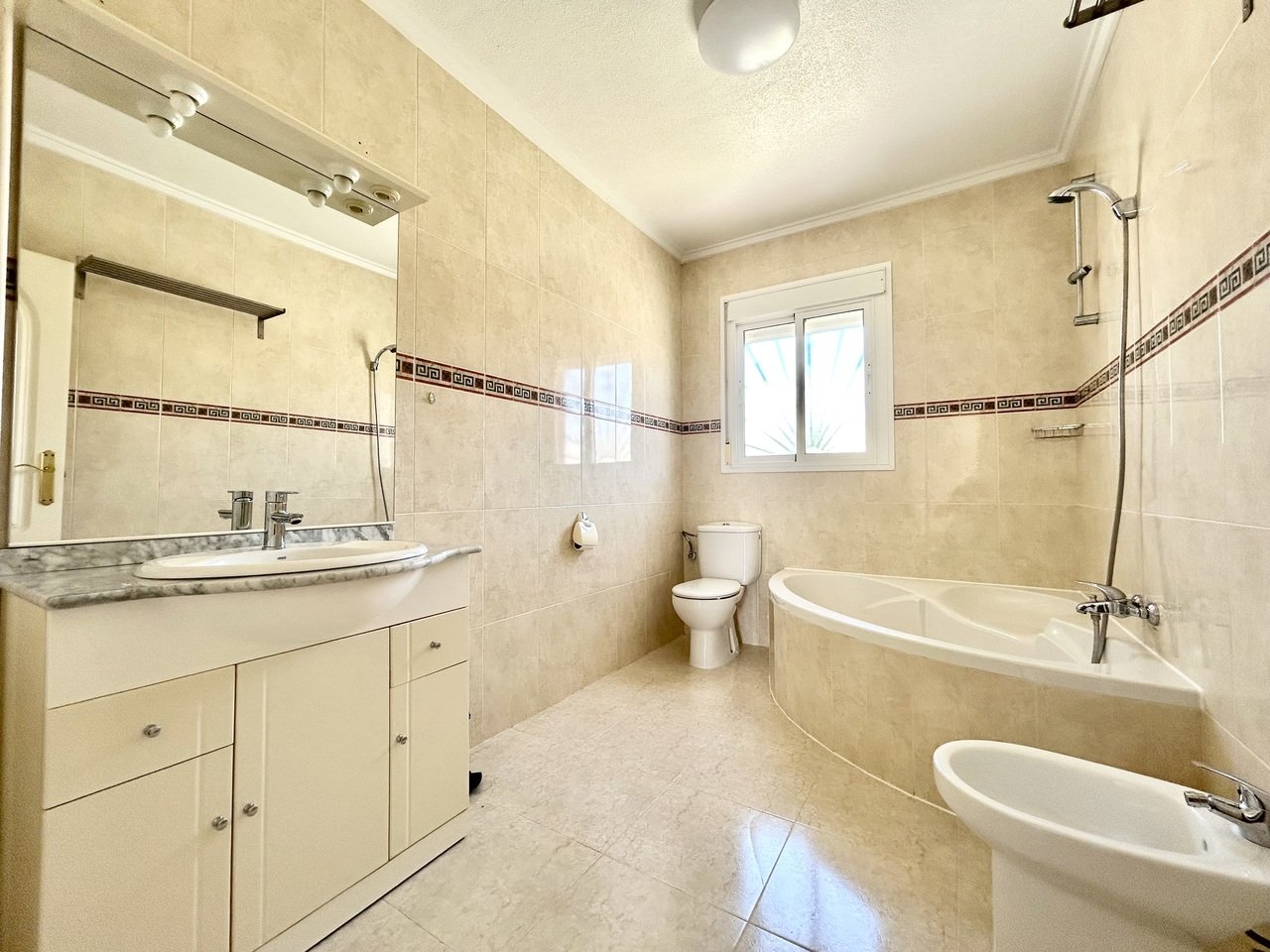 Kaupunkipientalo Ciudad Quesada, Alicante, Espanja 3 makuuhuonetta, 106 m2 No. 195551