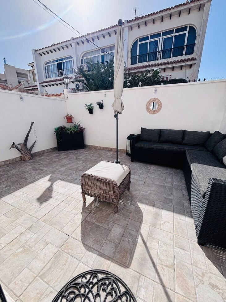 Townhouse à Villamartin, Alicante, Espagne 2 chambres, 96 m2 No. 195550
