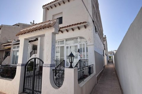 Townhouse in Villamartin, Alicante, Spain 2 bedrooms, 96 sq.m. No. 195550