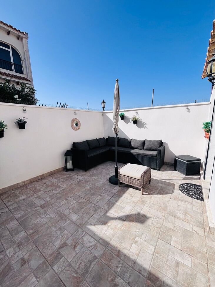 Townhouse à Villamartin, Alicante, Espagne 2 chambres, 96 m2 No. 195550