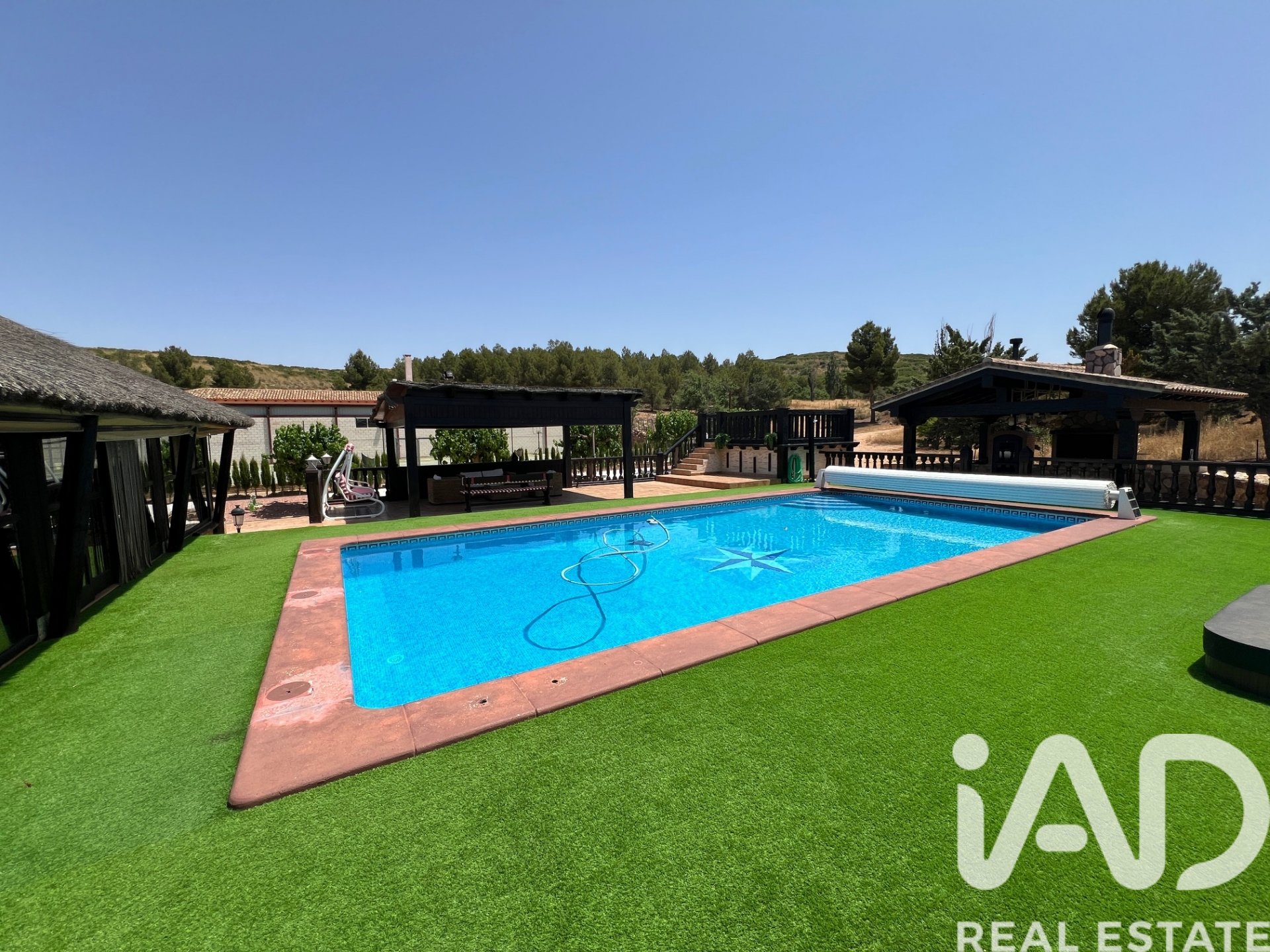 Zemes gabals Albacete, Spānijā 7400000 m2 Nr. 187982