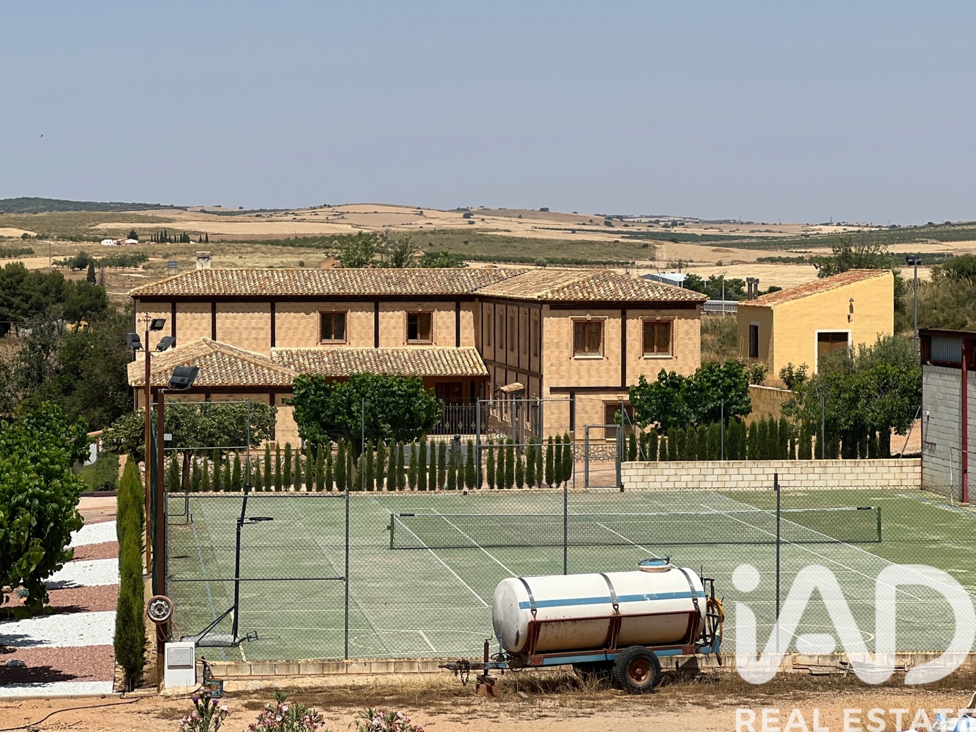 Zemes gabals Albacete, Spānijā 7400000 m2 Nr. 187982