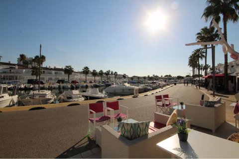 Cafe / restaurant in Cala'n Bosch, Menorca, Spain 172 sq.m. No. 138291