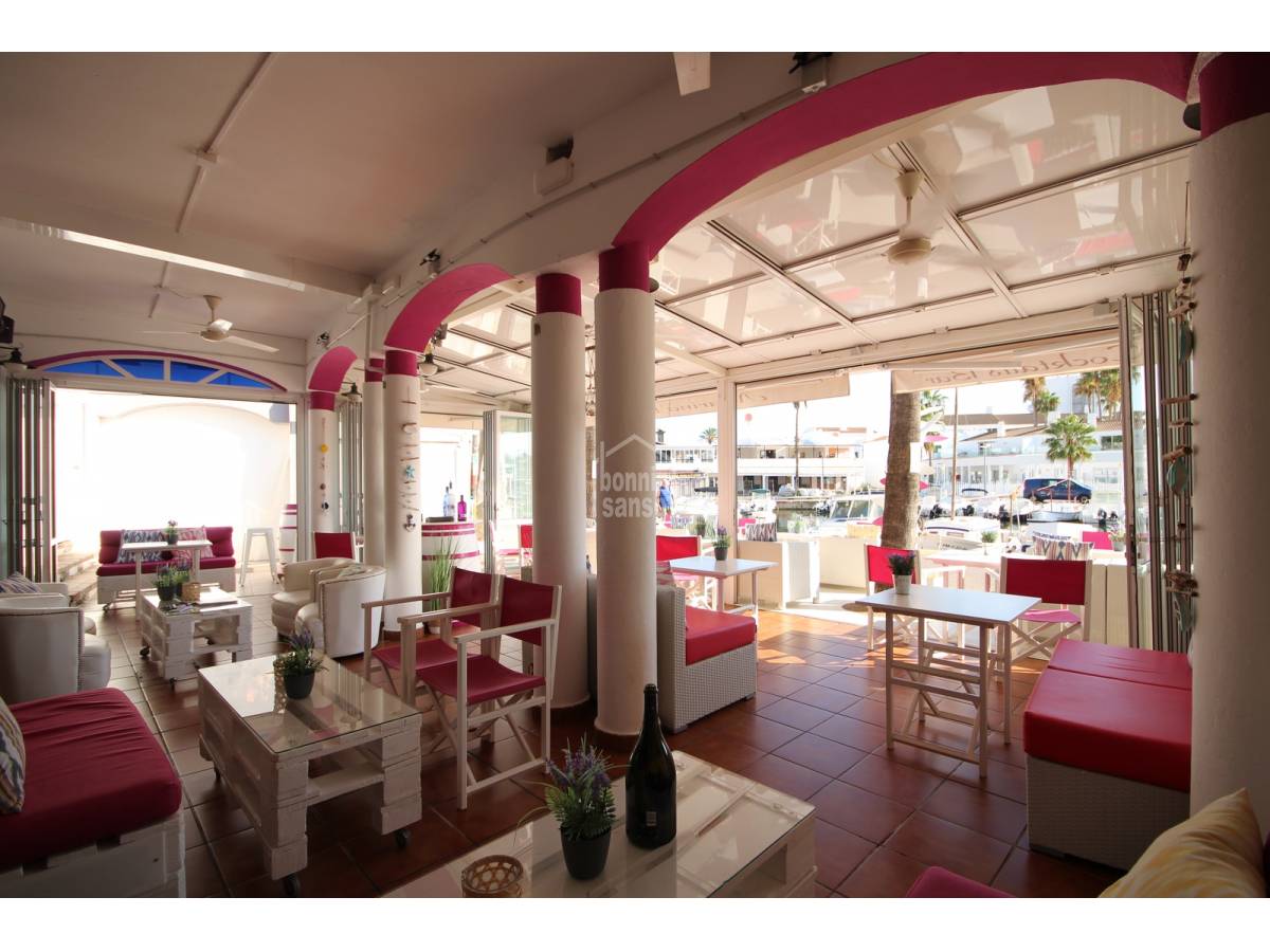Café/restaurang i Cala'n Bosch, Menorca, Spanien 172 kvm. Nr. 138291