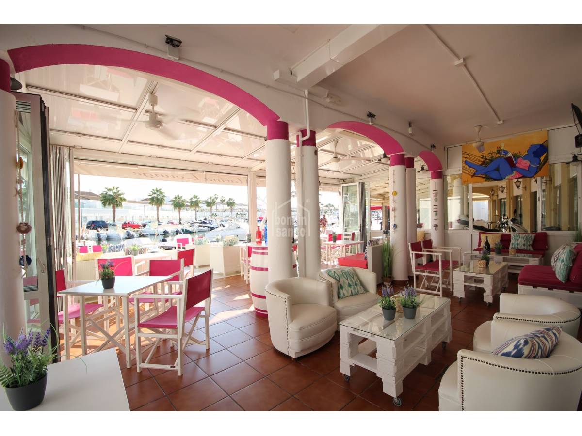 Café/restaurang i Cala'n Bosch, Menorca, Spanien 172 kvm. Nr. 138291