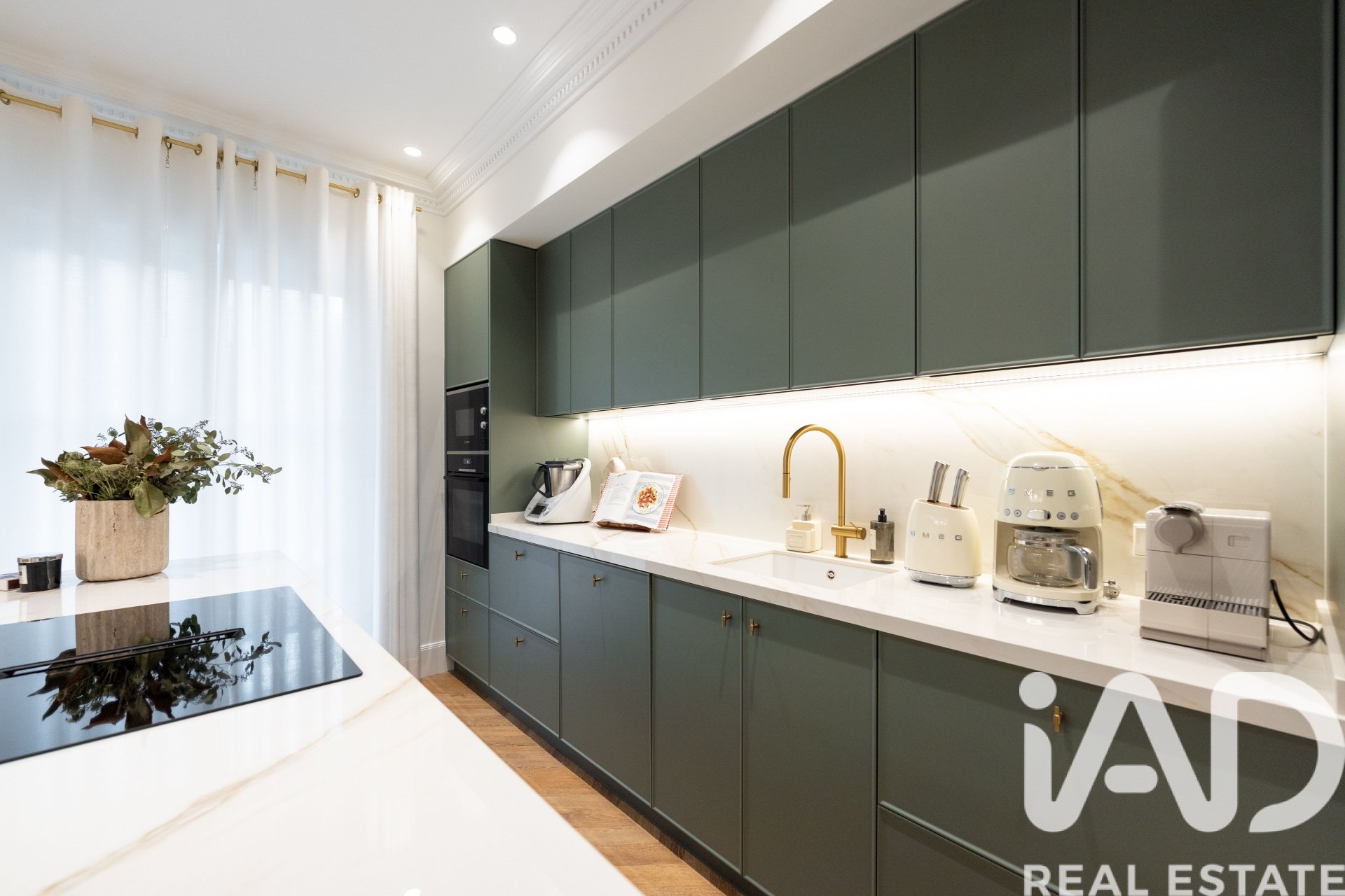 Huoneisto Madrid, Espanja 2 makuuhuonetta, 143 m2 No. 187764