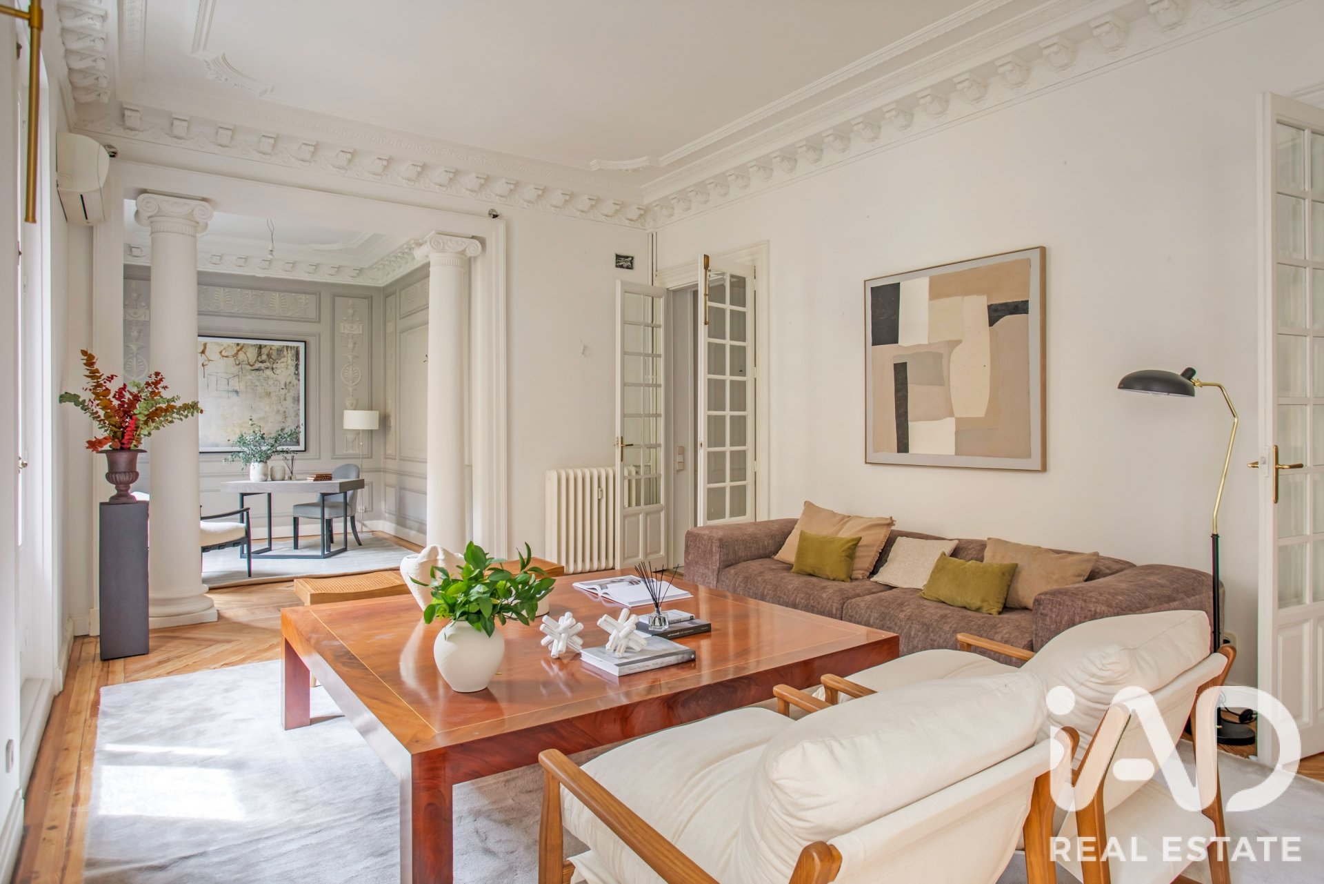 Apartamento en Madrid, España 3 dormitorios, 246 m2 No. 187763