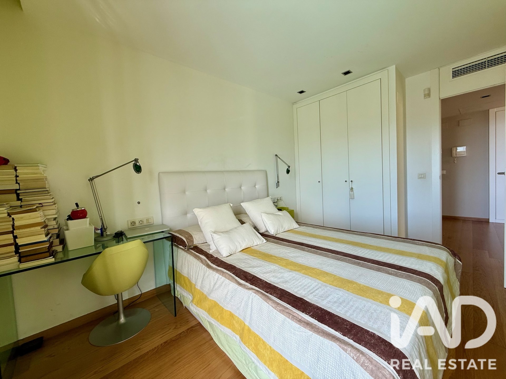 House à Sant Vicenc De Montalt, Barcelona, Espagne 5 chambres, 244 m2 No. 187762