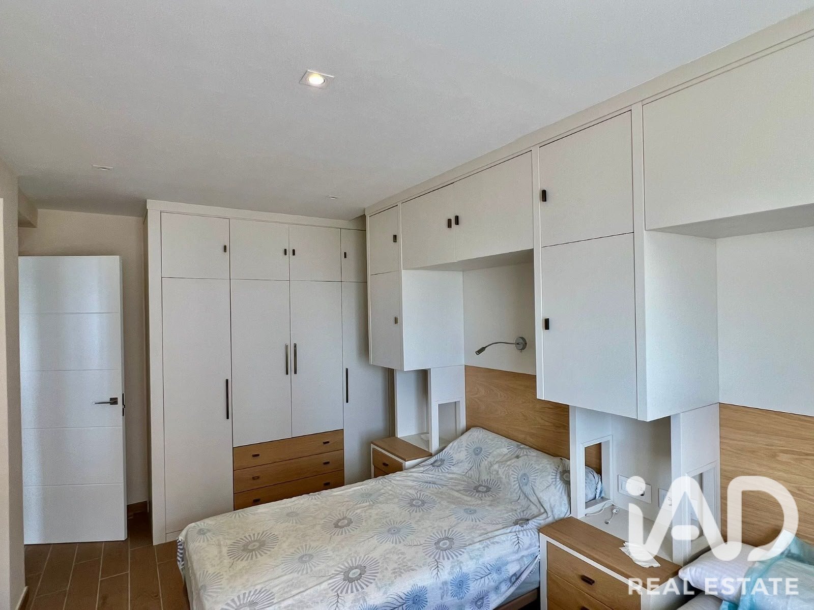 Apartamento en Vélez-Málaga, Málaga, España 2 dormitorios, 94 m2 No. 187768