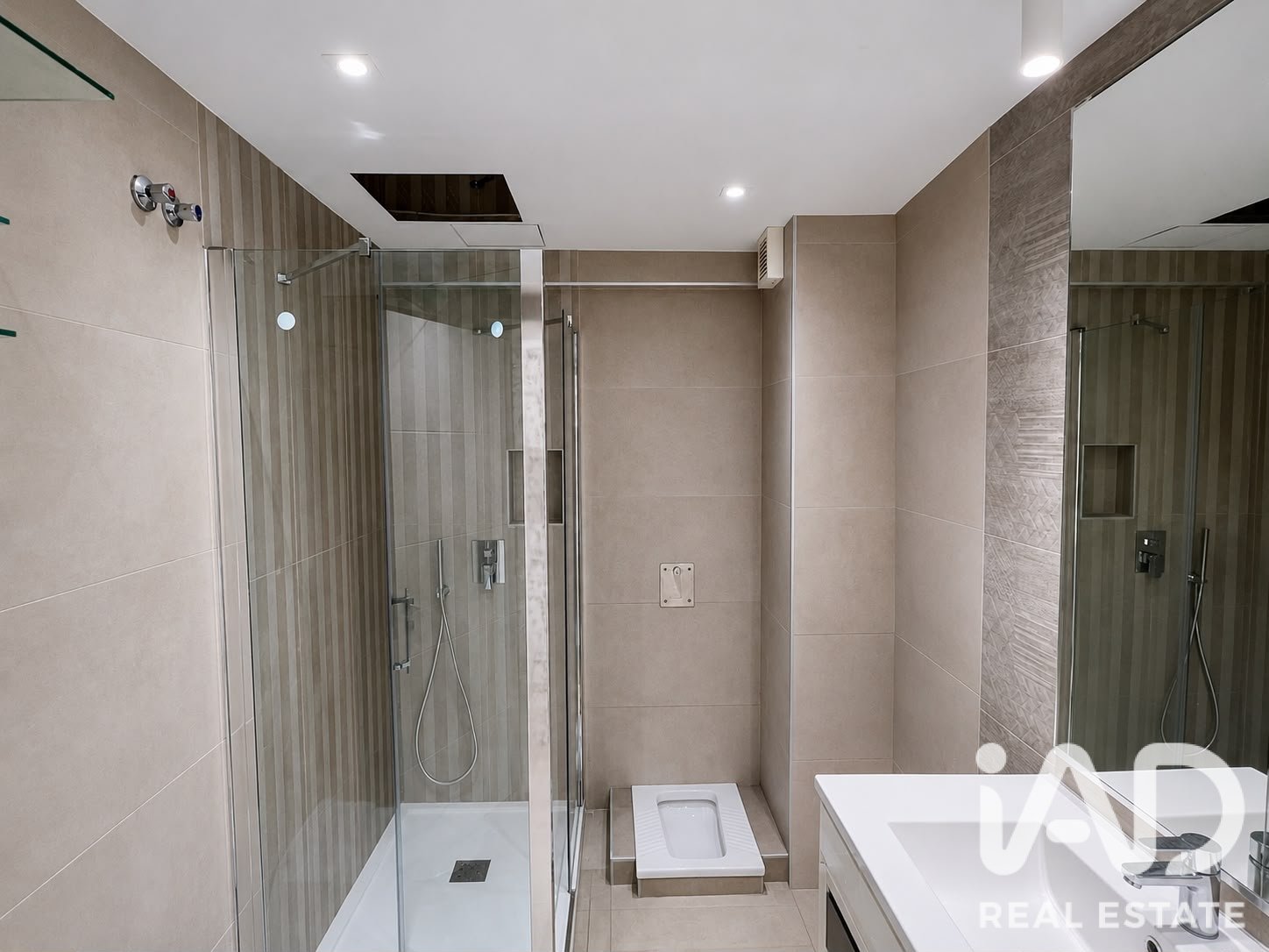 Apartamento en Vélez-Málaga, Málaga, España 2 dormitorios, 94 m2 No. 187768