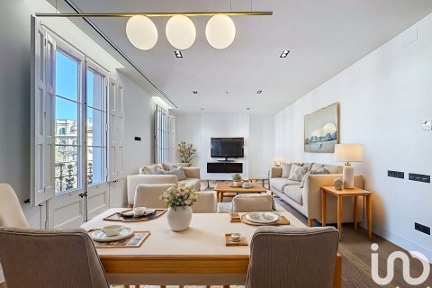 Dzīvoklis Barcelona, Spānijā 4 istabas, 175 m2 Nr. 153571