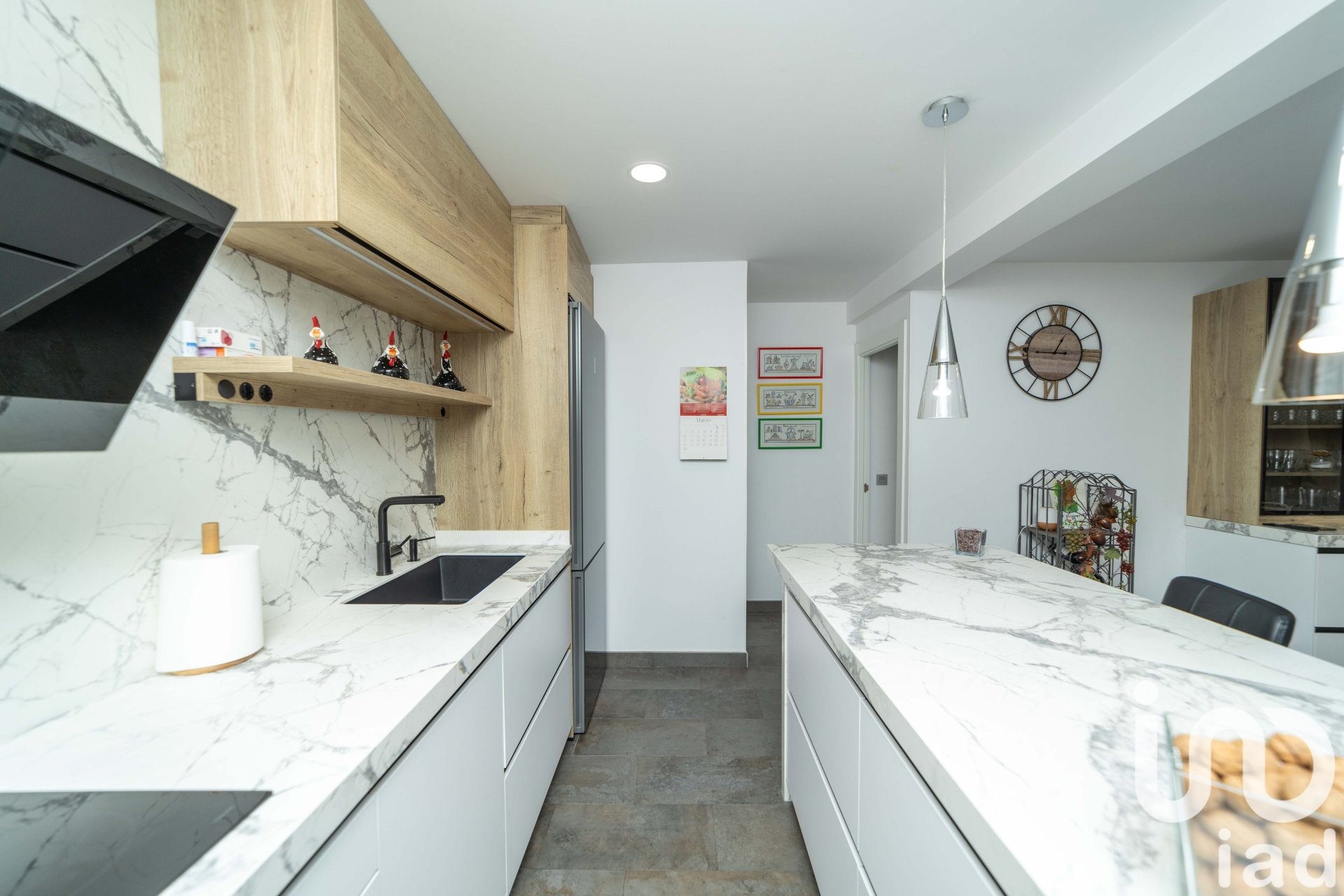 Apartamento en León, España 4 dormitorios, 220 m2 No. 153568