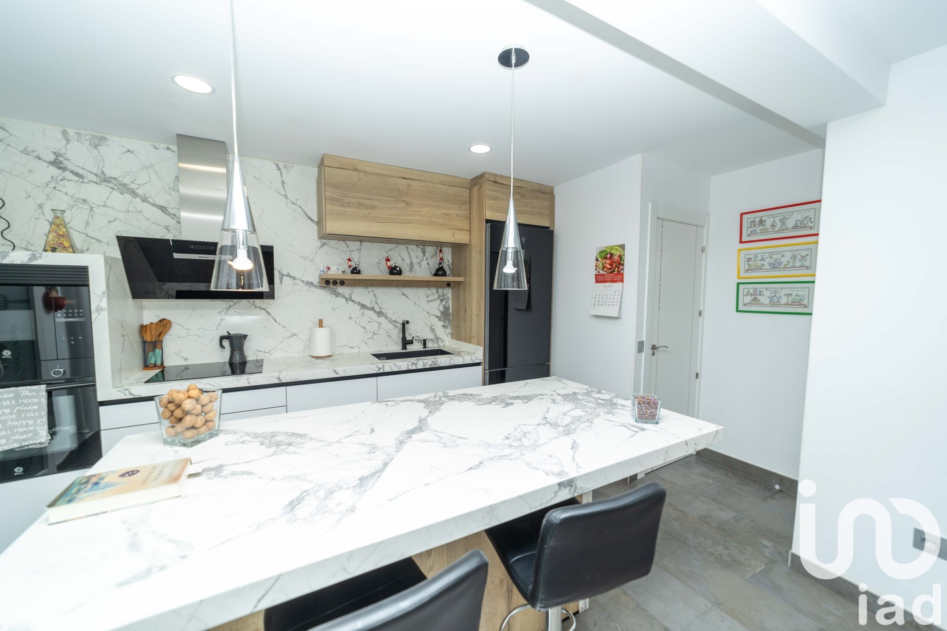 Apartamento en León, España 4 dormitorios, 220 m2 No. 153568