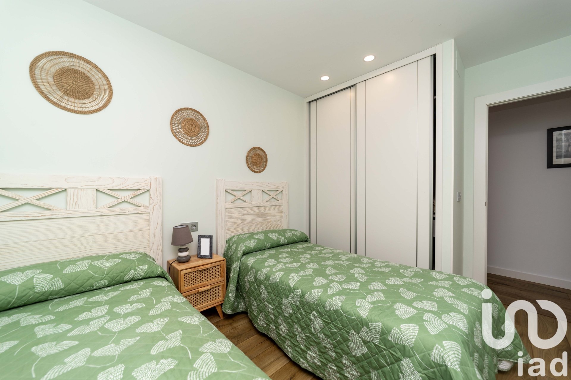 Apartamento en León, España 4 dormitorios, 220 m2 No. 153568