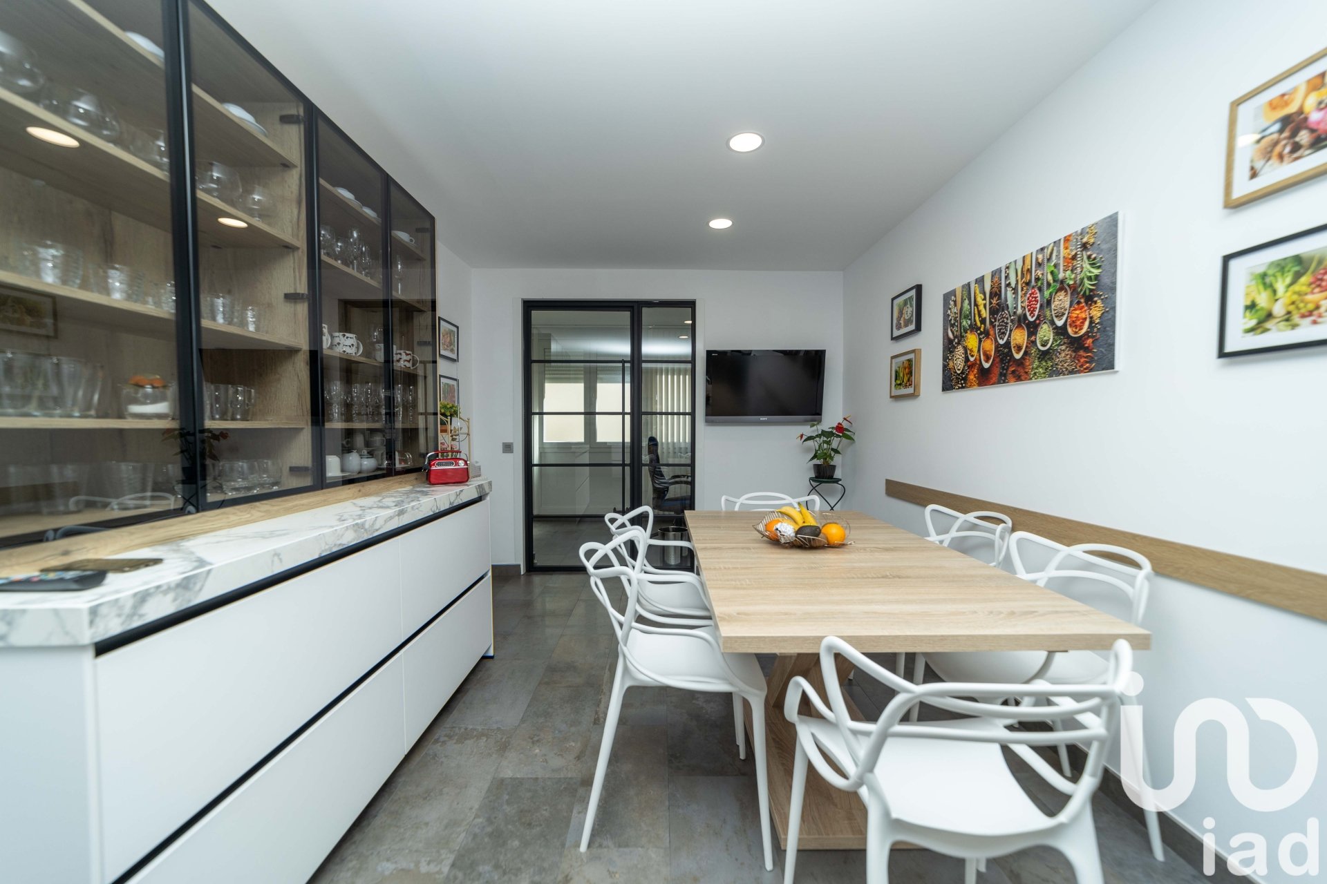 Apartamento en León, España 4 dormitorios, 220 m2 No. 153568