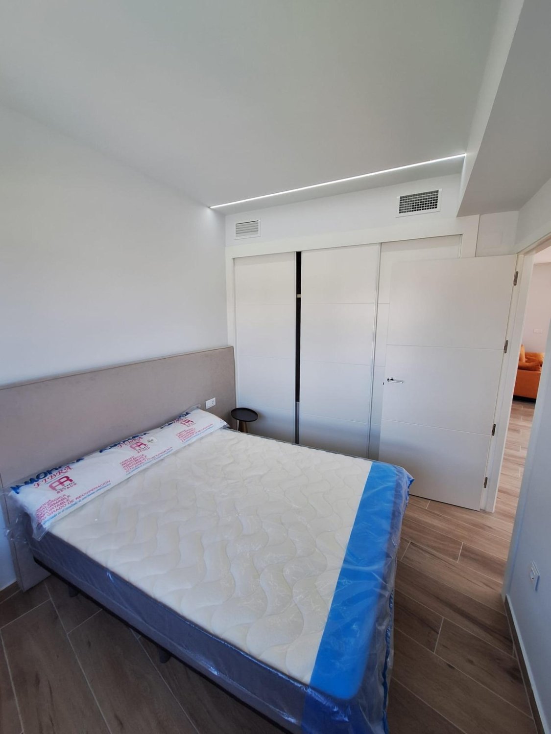 Appartamento a Villamartin, Alicante, Spagna 2 camere da letto, 85 mq. N° 165355