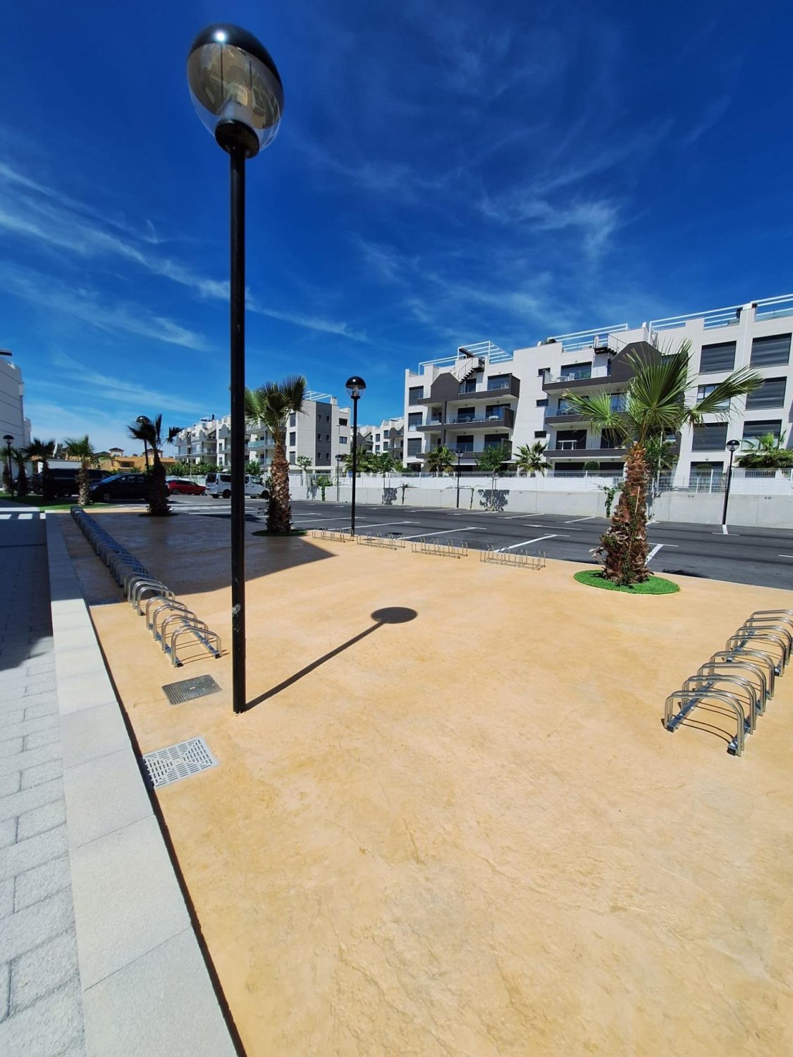 Appartamento a Villamartin, Alicante, Spagna 2 camere da letto, 85 mq. N° 165355