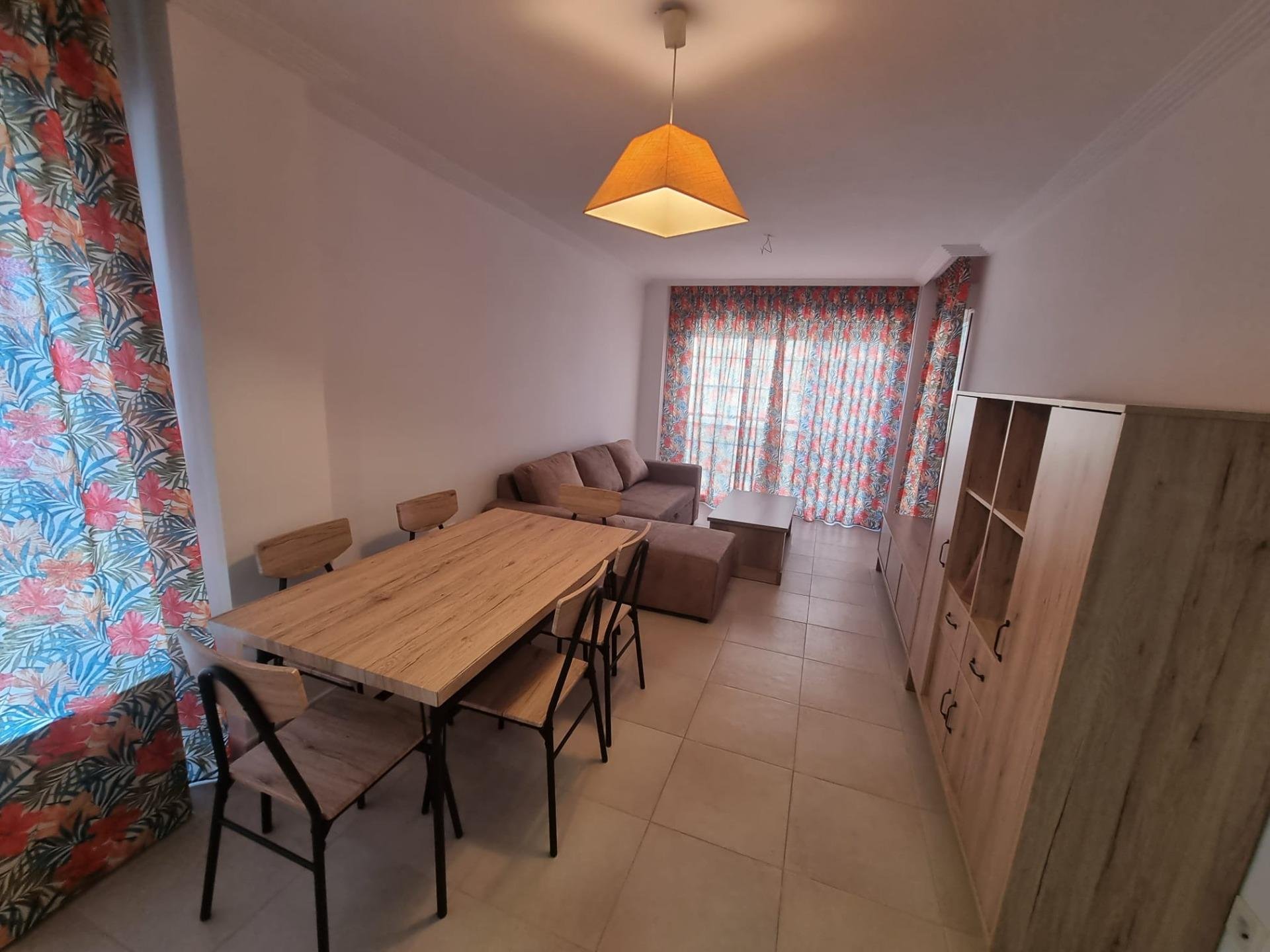 Appartamento a Guardamar del Segura, Alicante, Spagna 2 camere da letto, 69 mq. N° 183600