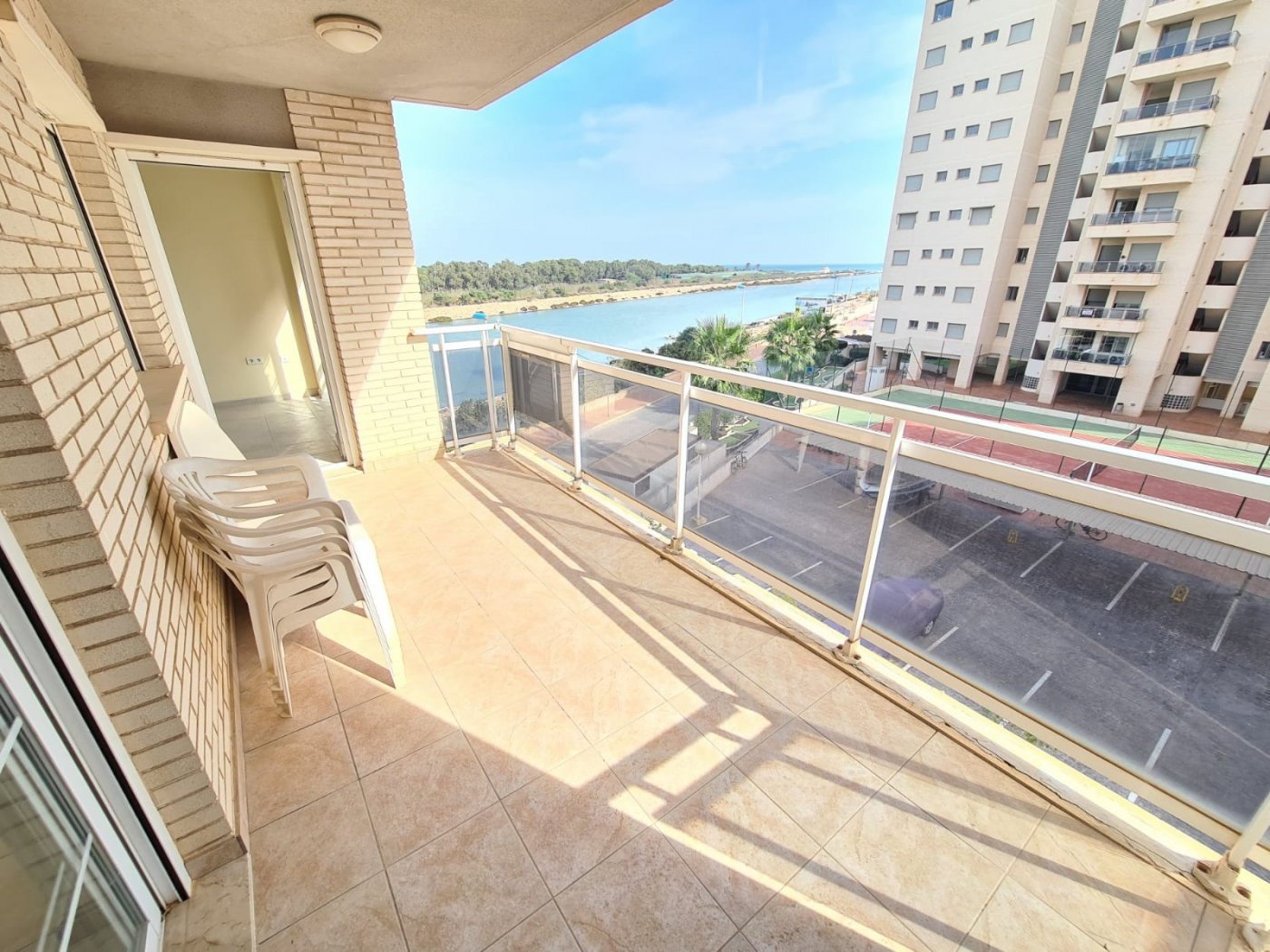 Appartamento a Guardamar del Segura, Alicante, Spagna 2 camere da letto, 69 mq. N° 183600