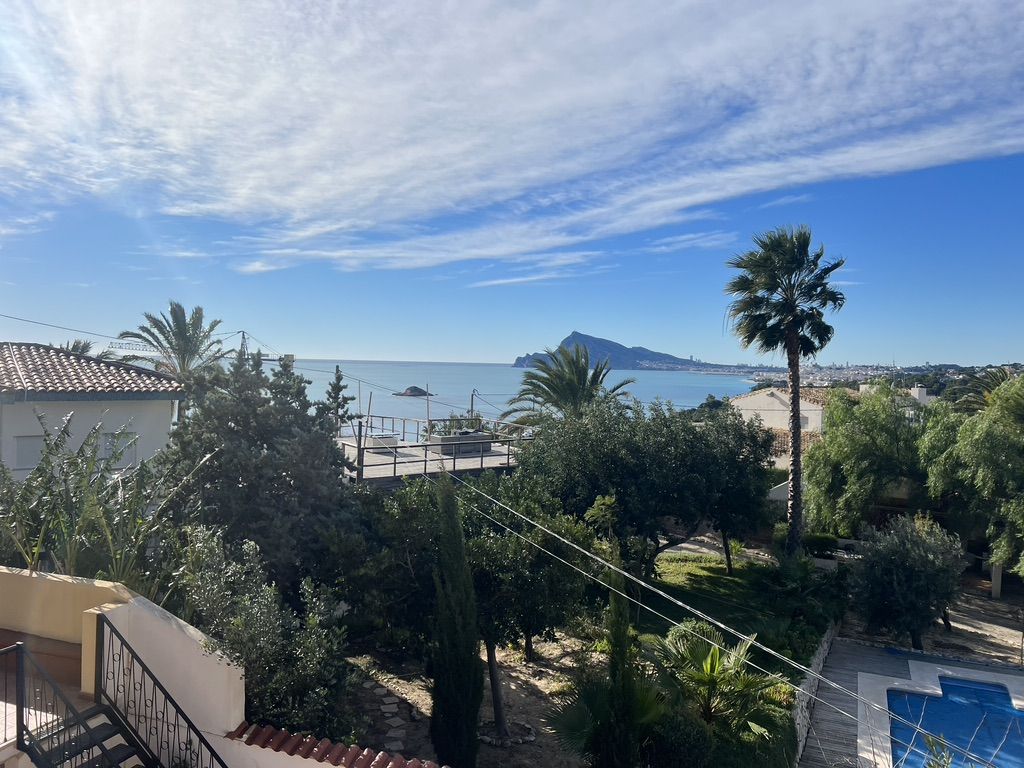 Commercial property in Altea, Alicante, Spain 1200 sq.m. No. 195325