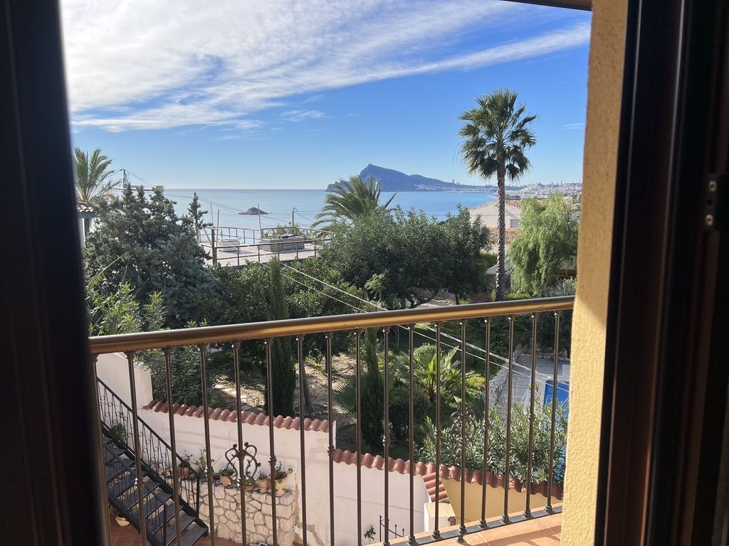 Commercial property in Altea, Alicante, Spain 1200 sq.m. No. 195325