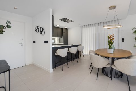 Villa en Sunset Lake Views, Torrevieja, Alicante, España 3 dormitorios, 141 m2 No. 155148