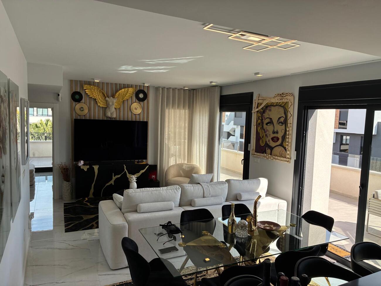 Wohnung in Alicante, Spanien 3 Schlafzimmer,  Nr. 190347