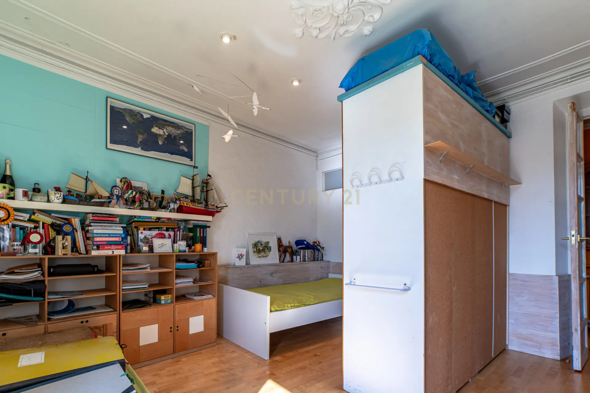 Apartament w Barcelona, Hiszpania 8 sypialni, 230 mkw. nr 166943