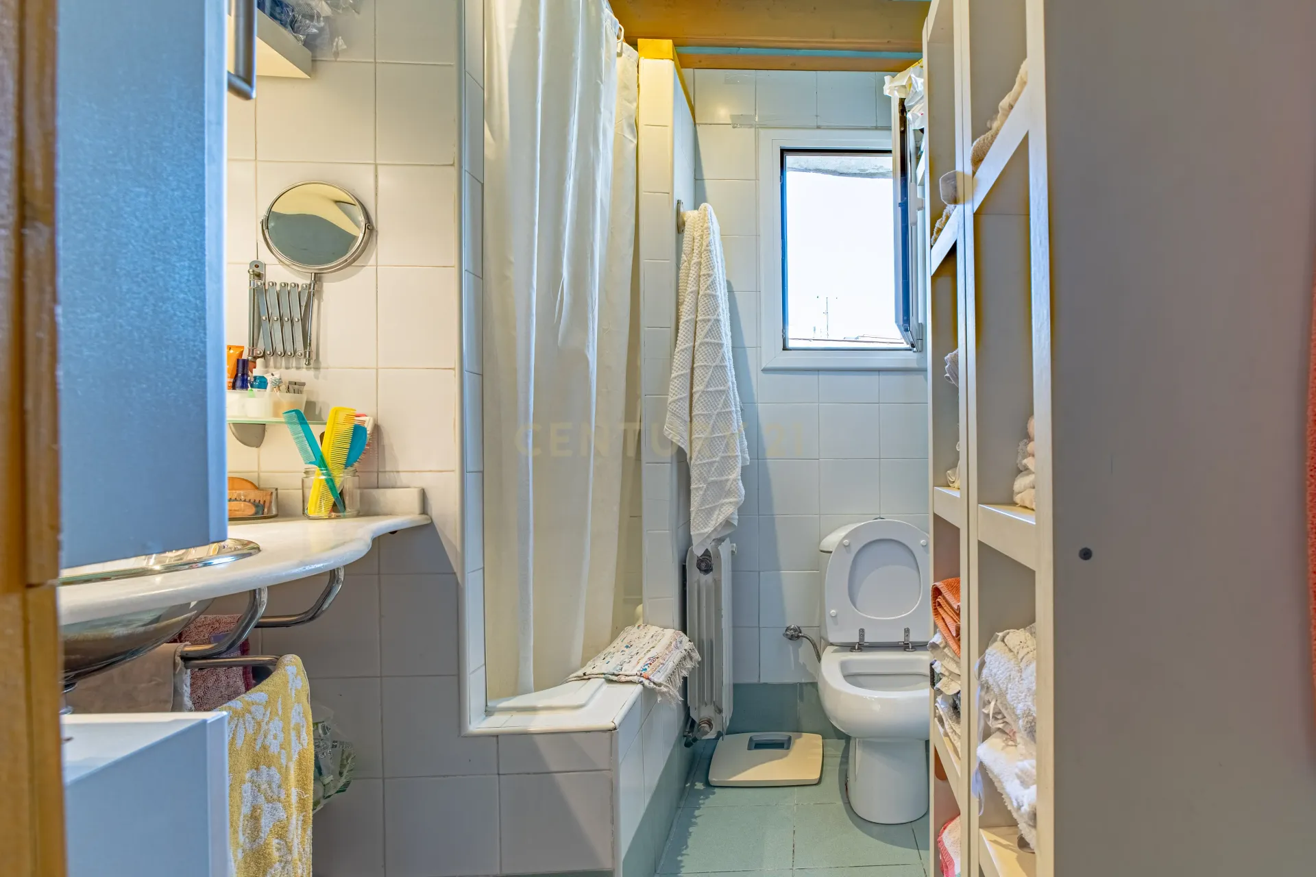 Apartament w Barcelona, Hiszpania 8 sypialni, 230 mkw. nr 166943