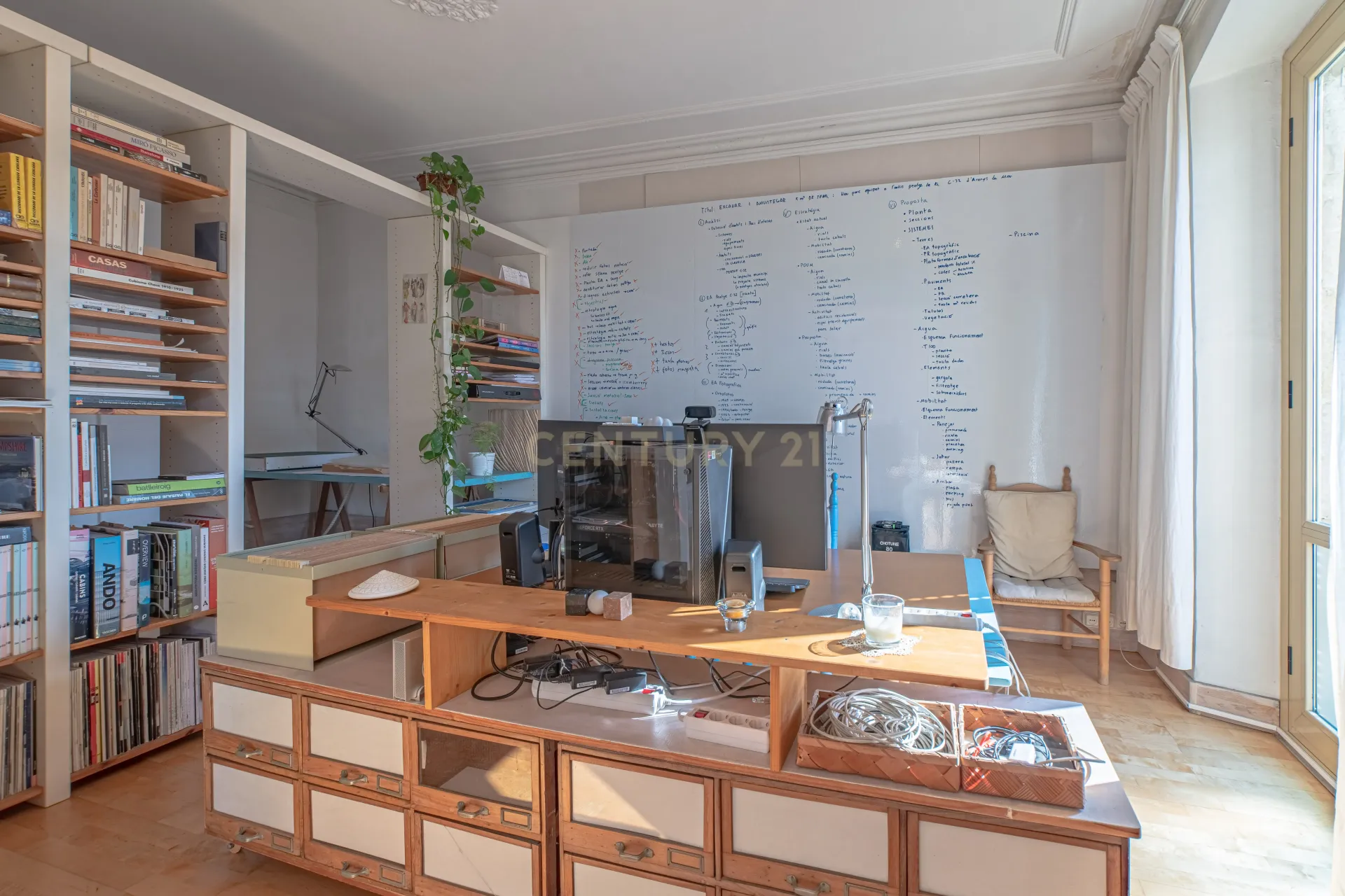 Apartament w Barcelona, Hiszpania 8 sypialni, 230 mkw. nr 166943