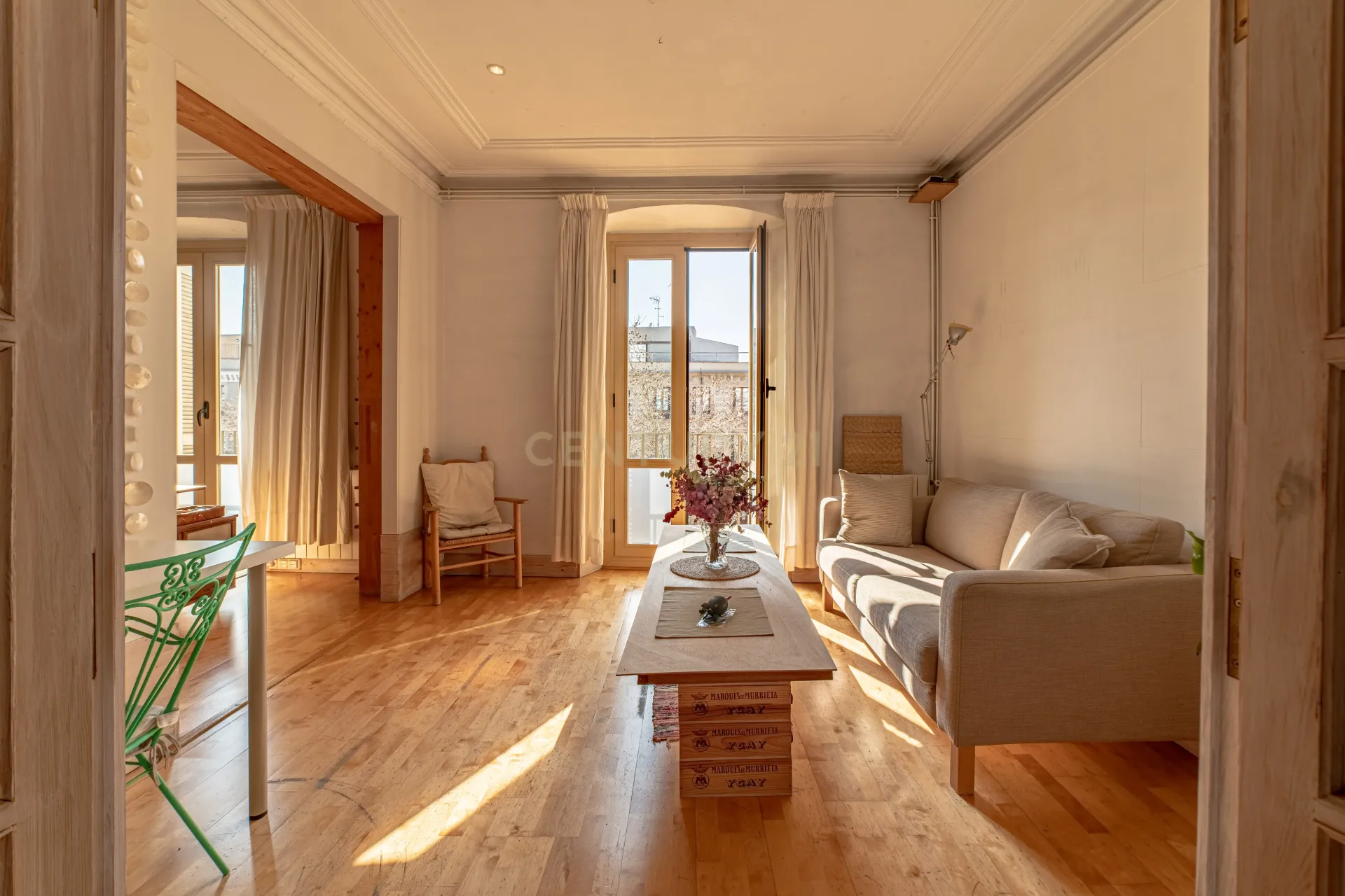 Apartament w Barcelona, Hiszpania 8 sypialni, 230 mkw. nr 166943