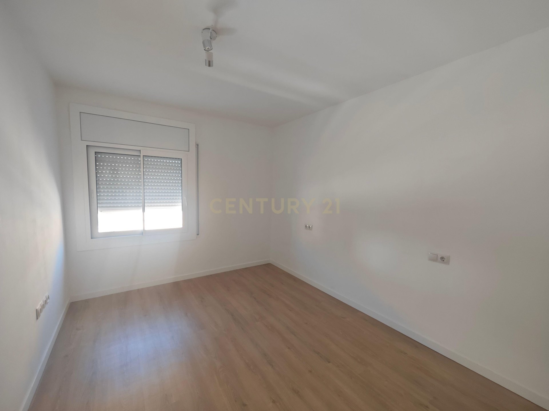 Lägenhet i Terrassa, Barcelona, Spanien 3 sovrum, 121 kvm. Nr. 166945