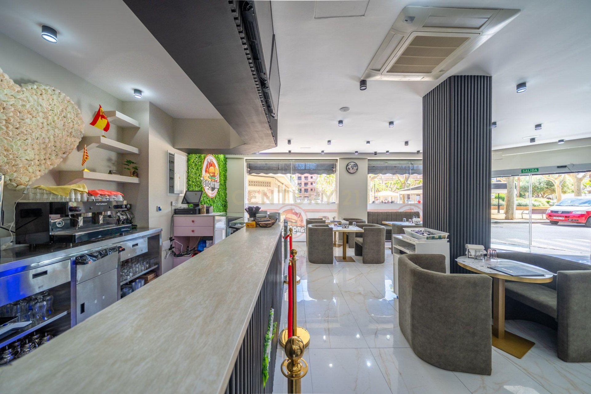 Propiedad comercial en Calella, Barcelona, España 252 m2 No. 166947