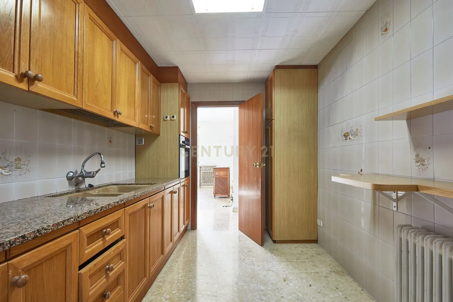 Apartament w Barcelona, Hiszpania 4 sypialnie, 134 mkw. nr 166944