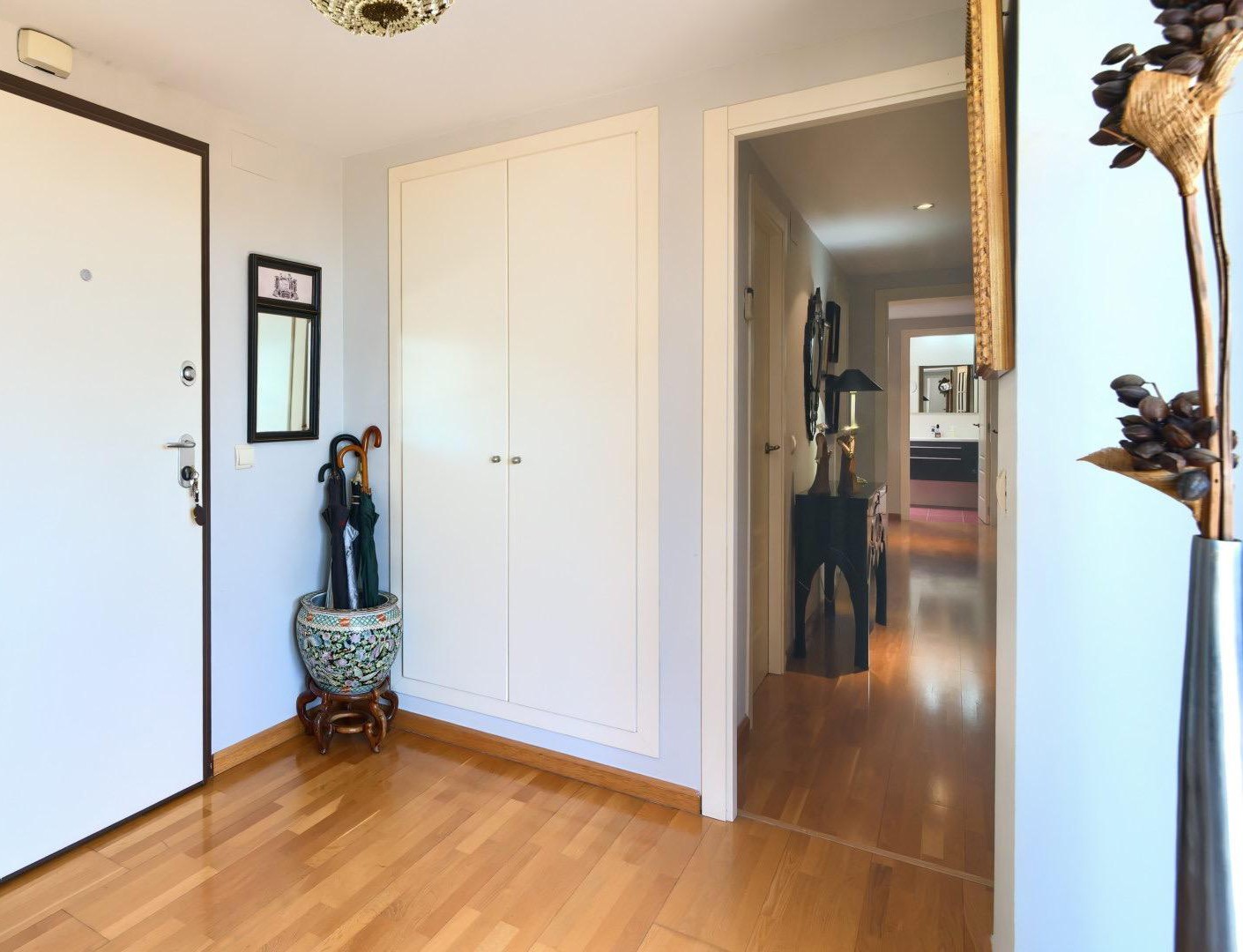 Dzīvoklis Valencia, Spānijā 5 istabas, 290 m2 Nr. 133311