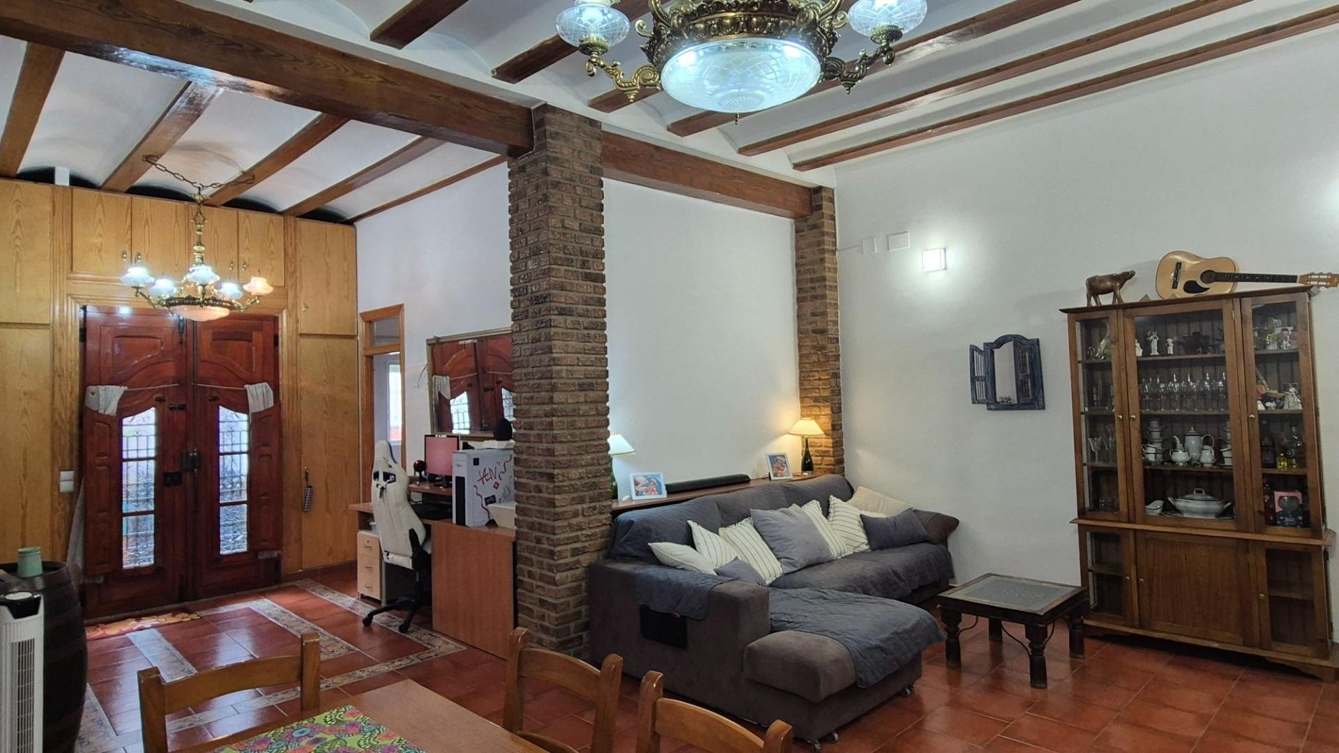 Lägenhet i Valencia, Spanien 3 sovrum, 150 kvm. Nr. 133309