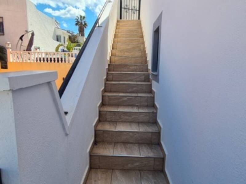 Villa in Urbanizacion Las Filipinas, Alicante, Spain 6 bedrooms, 289 sq.m. No. 133306