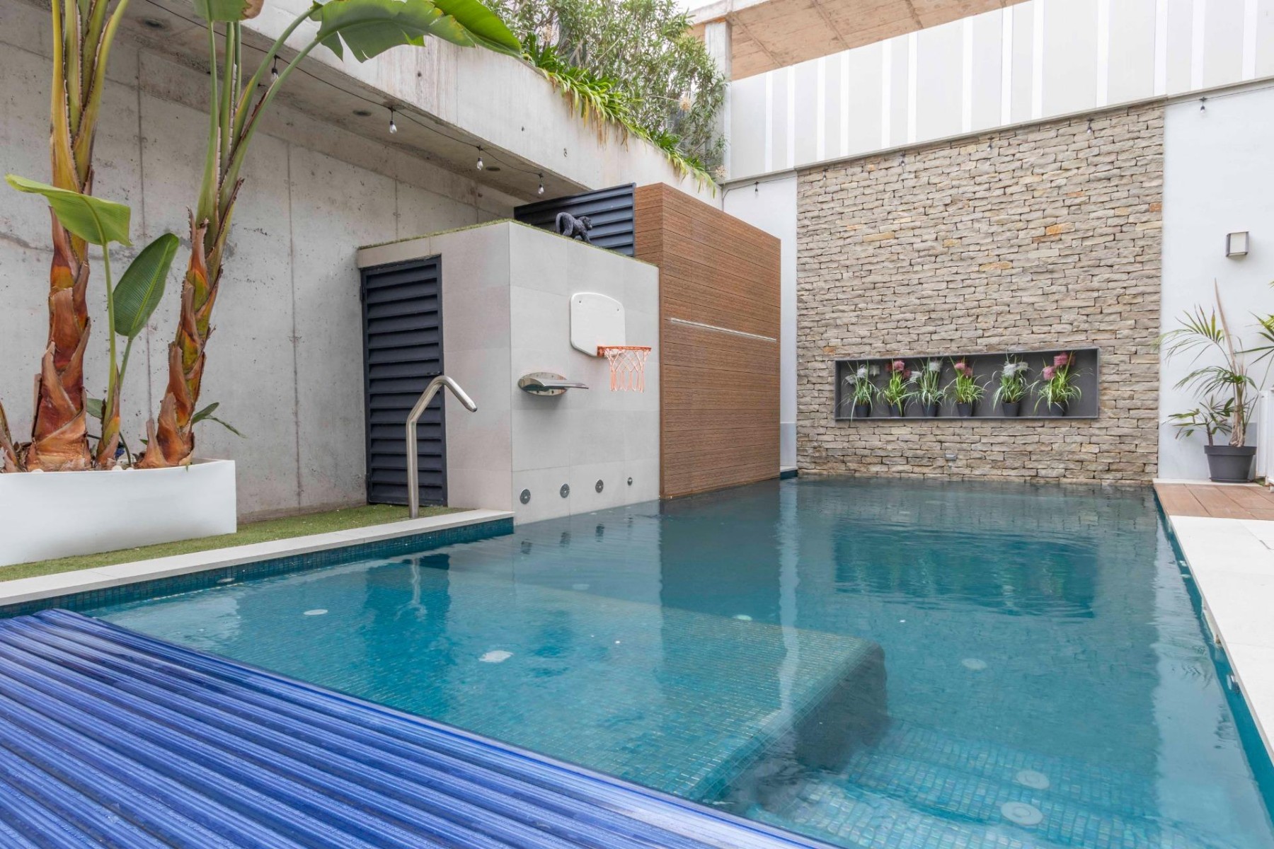 Villa in Valencia, Spanien 4 Schlafzimmer, 566 m2 Nr. 133312