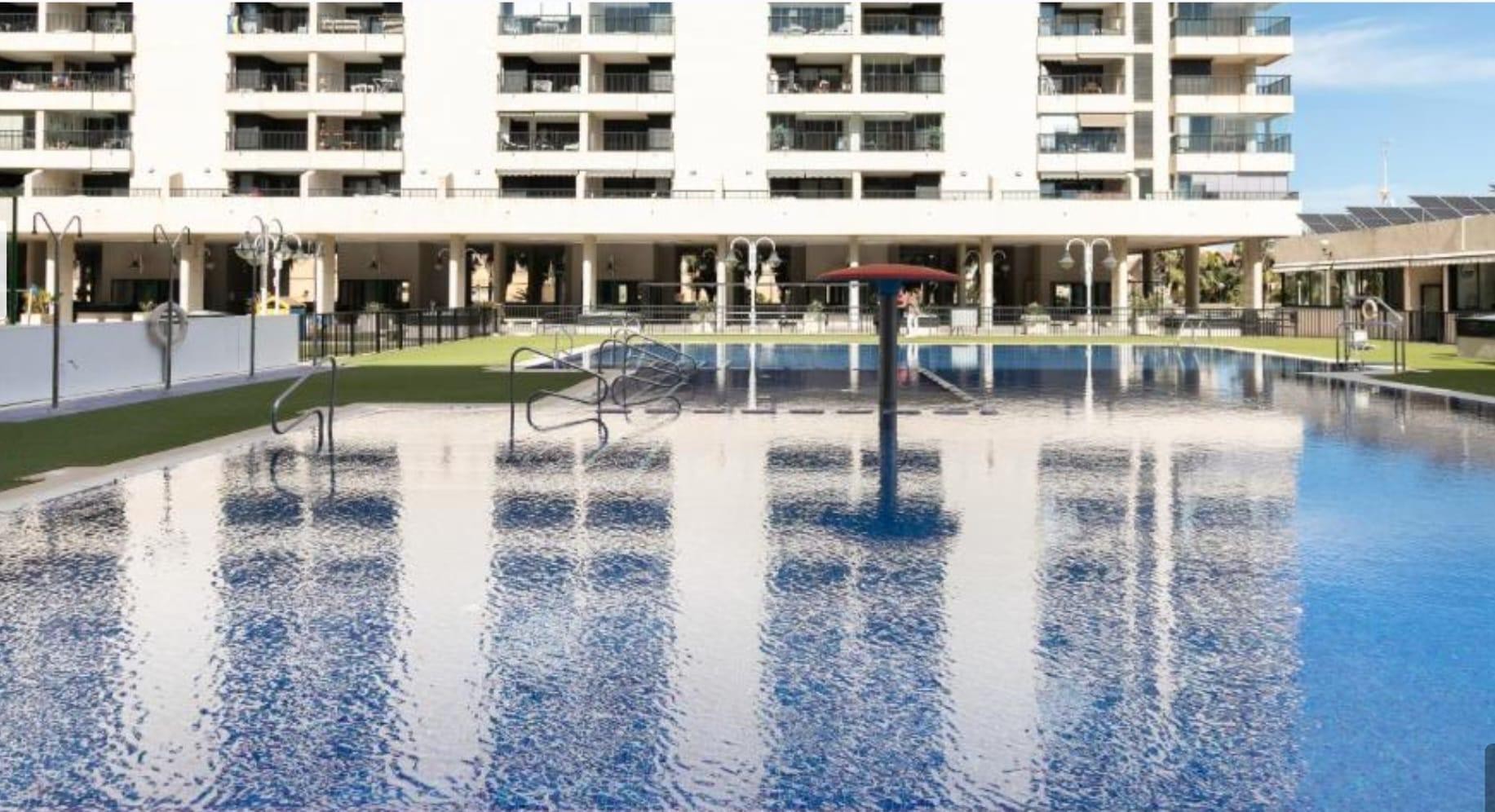 Apartamento en Valencia, València, España 2 dormitorios, 120 m2 No. 133307
