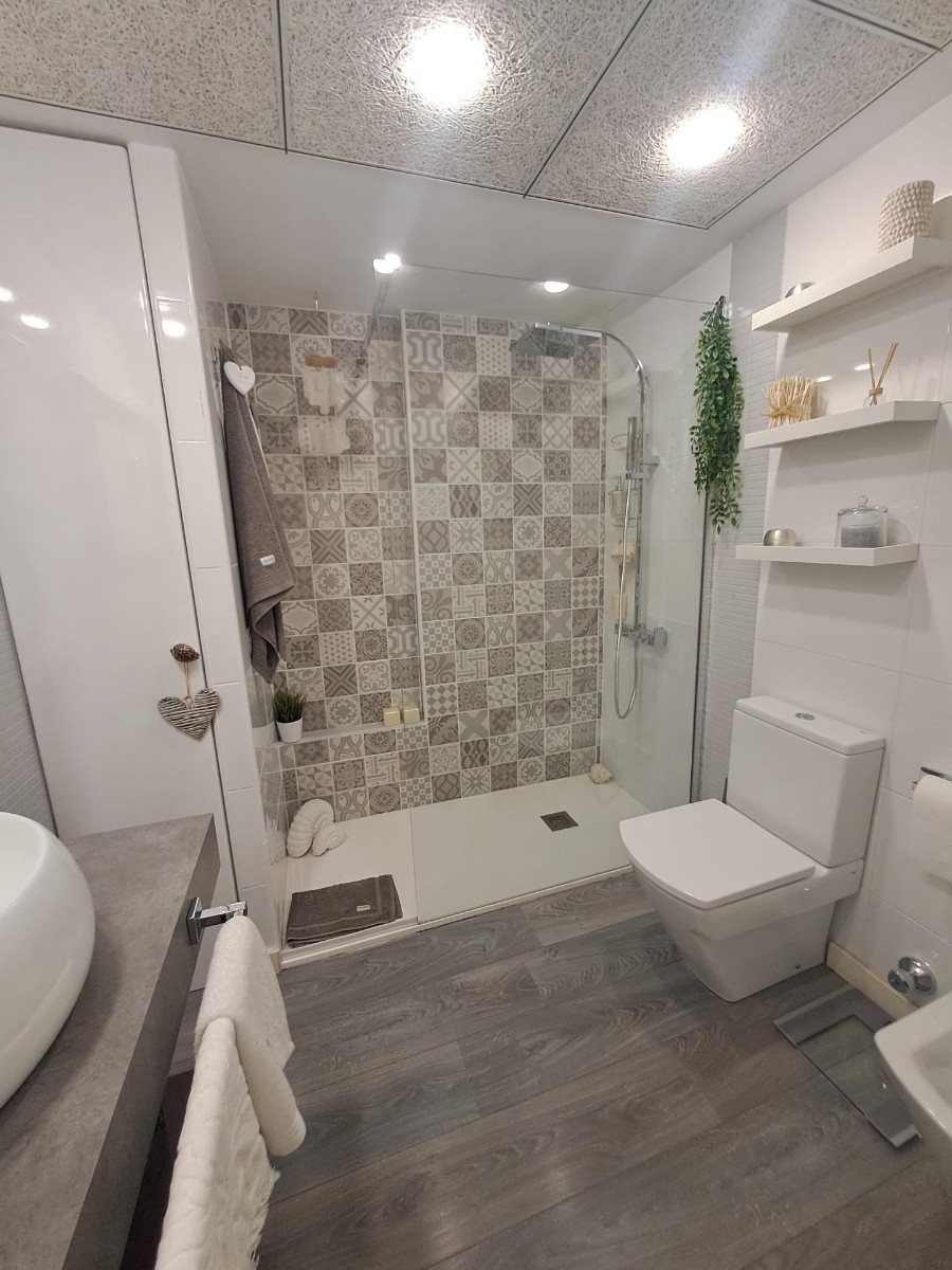 Apartamento en Valencia, València, España 2 dormitorios, 120 m2 No. 133307