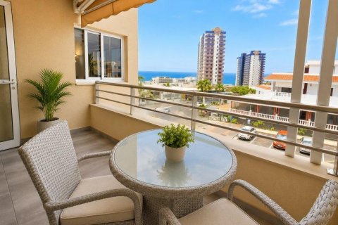Apartamento en Playa Paraiso, Tenerife, España 2 dormitorios, 100 m2 No. 194475