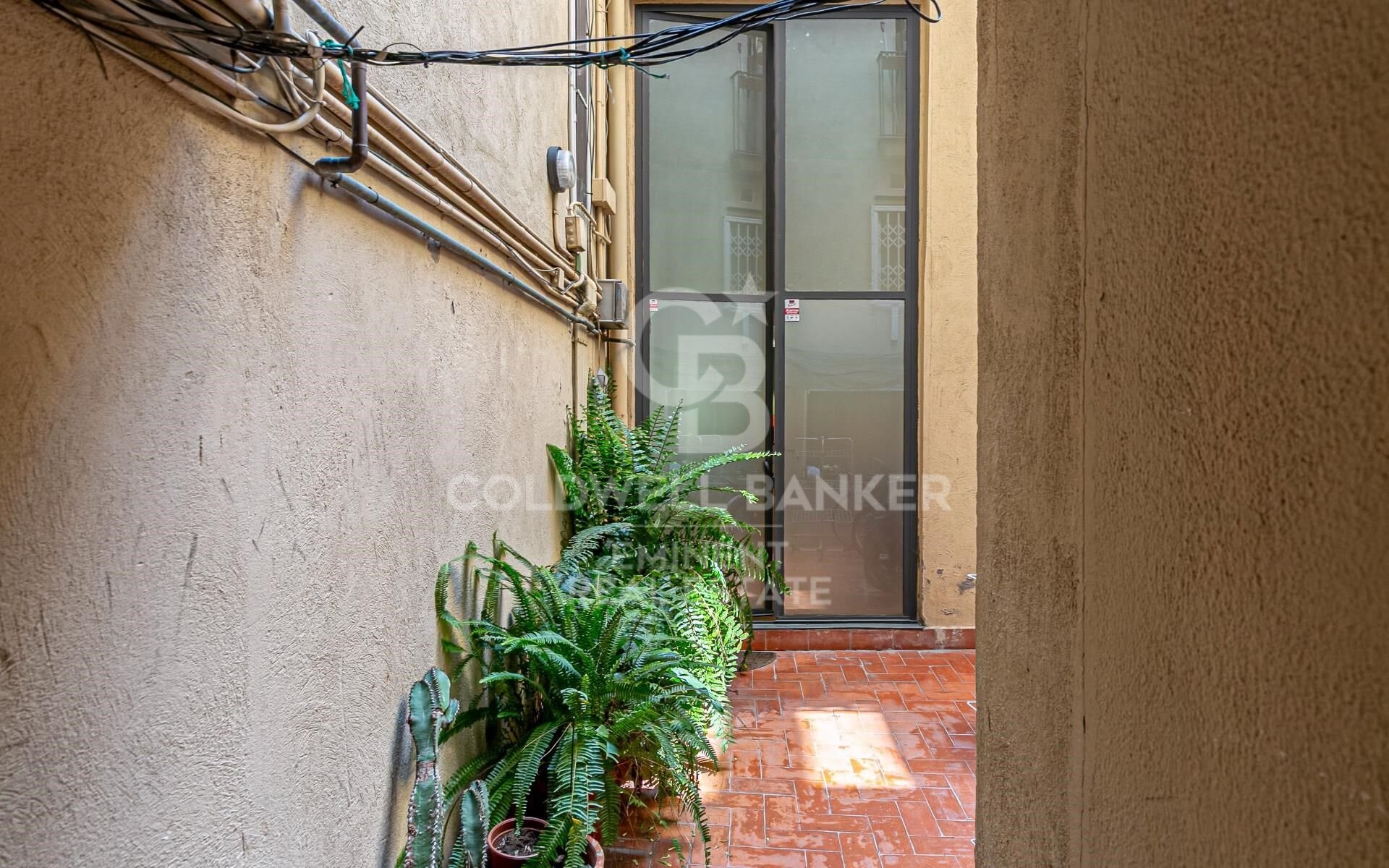 Apartamento en Barcelona, España 1 dormitorio, 174 m2 No. 157167